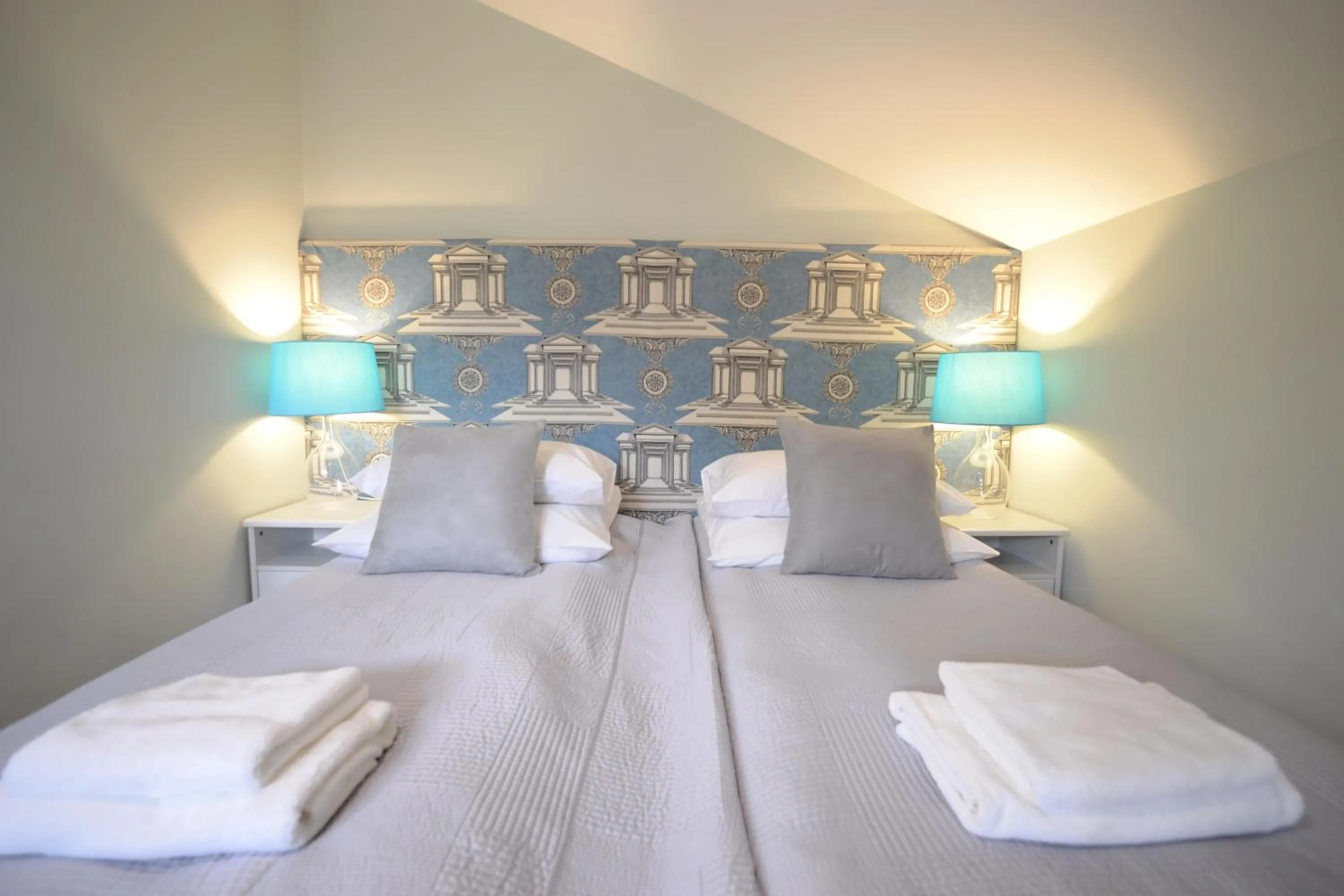 Bedroom, Bed in Crystal Suites Chez Helena