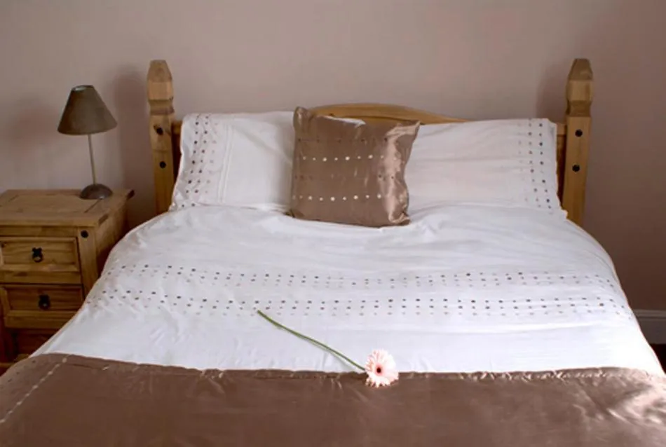 Bed in George & Dragon