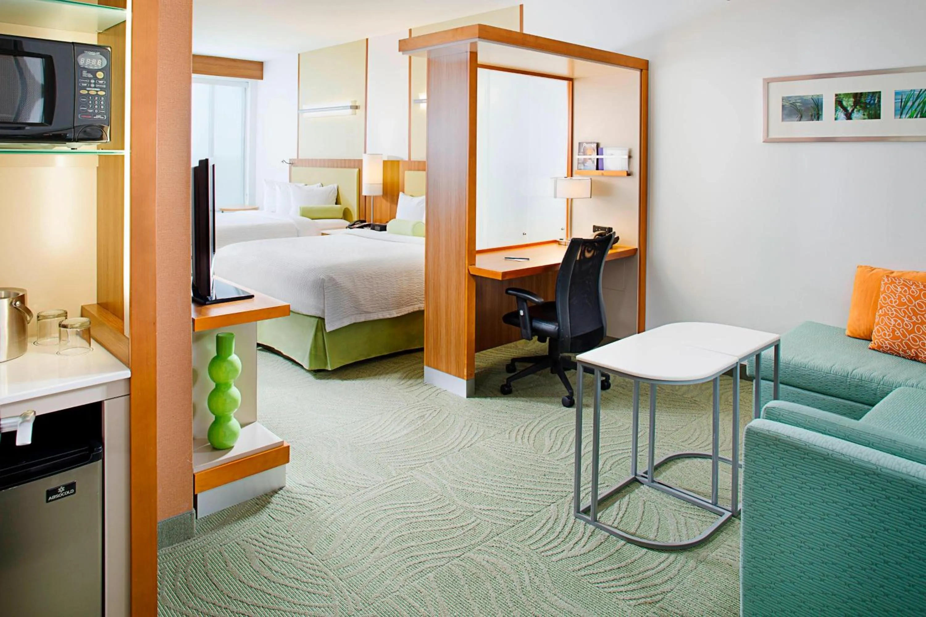 Photo of the whole room, Bed in SpringHill Suites by Marriott Dallas Richardson/Plano
