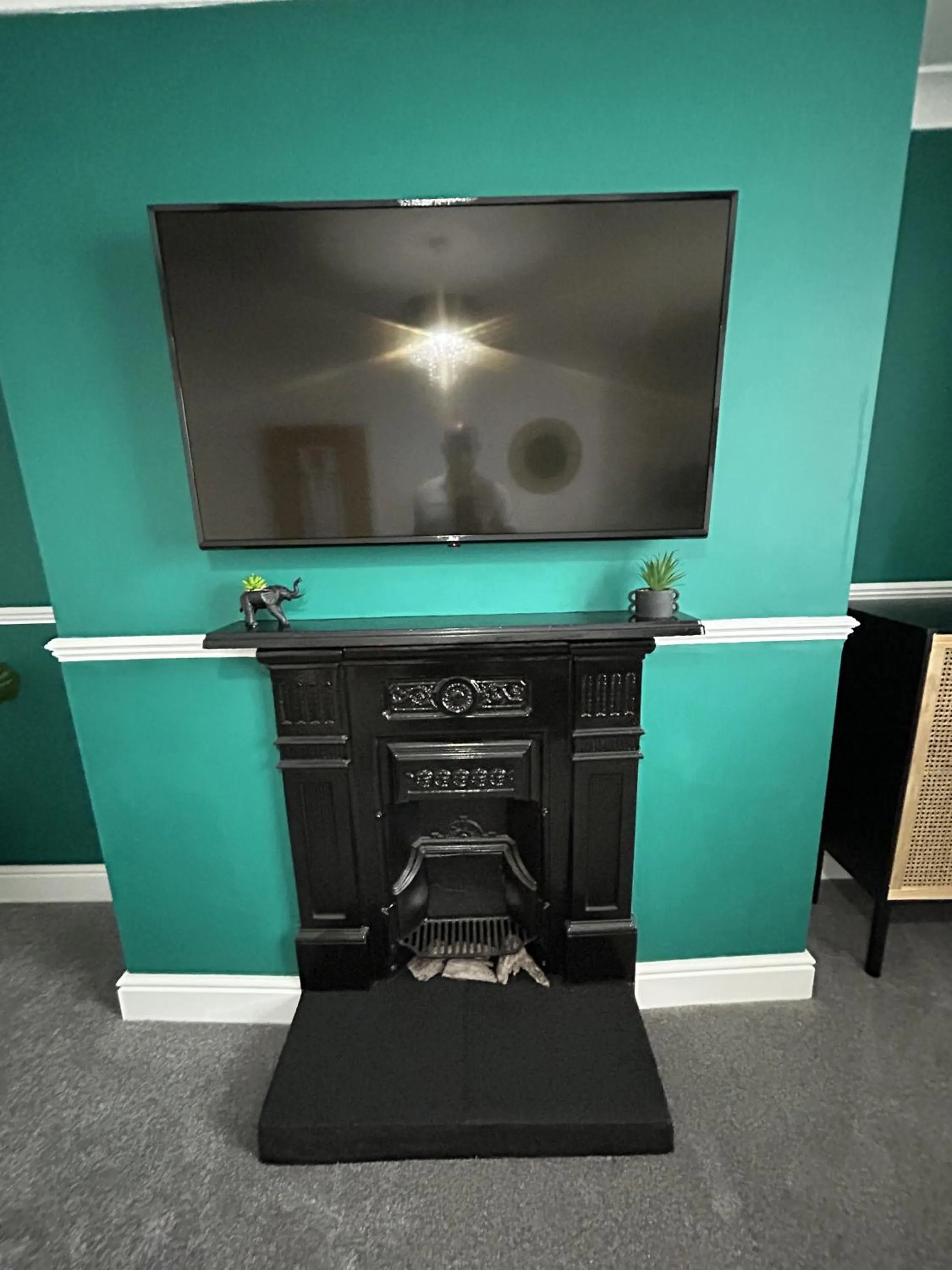 TV and multimedia in Bamboo Guesthouse