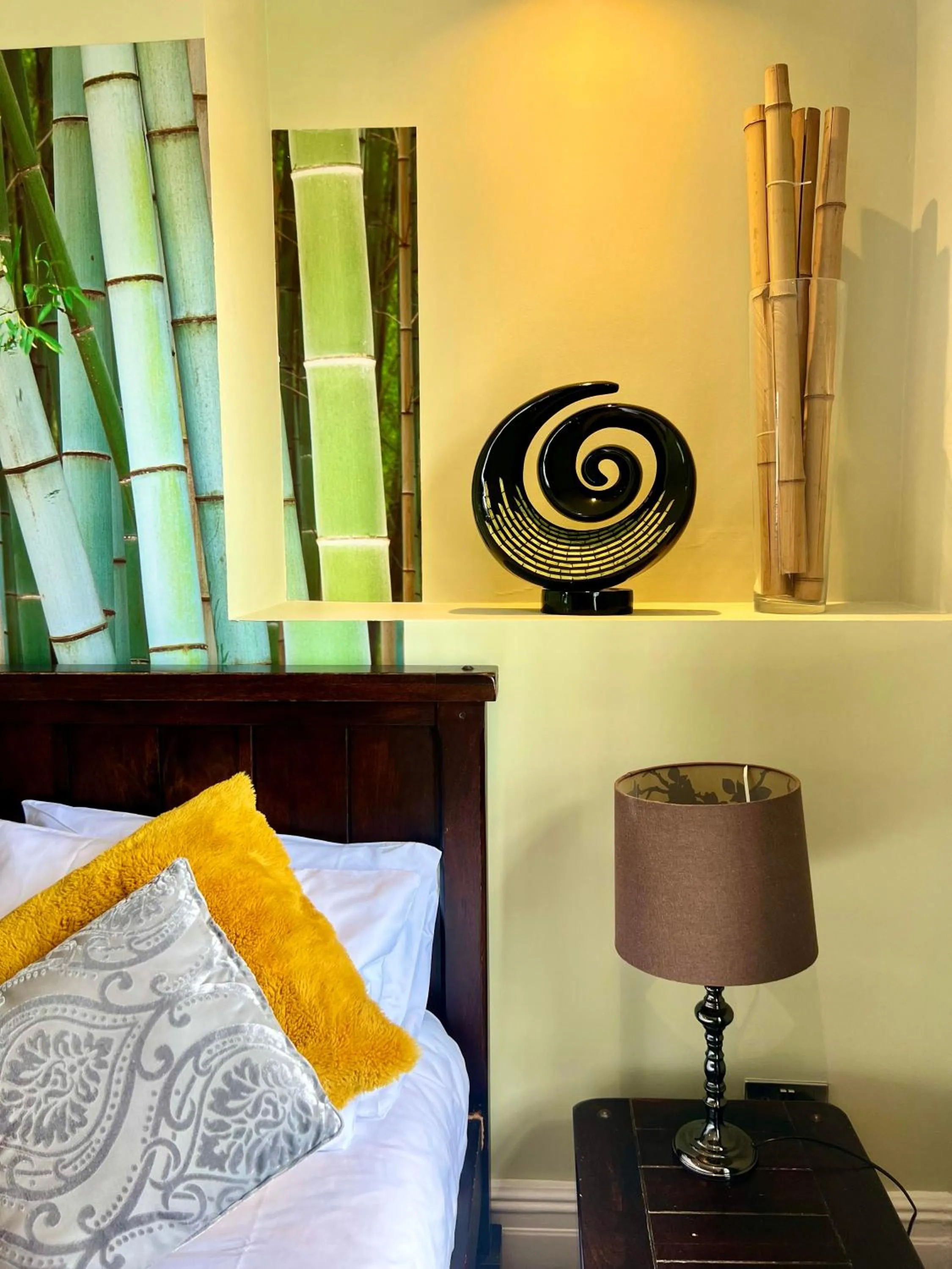 Decorative detail, Bed in Bamboo Guesthouse