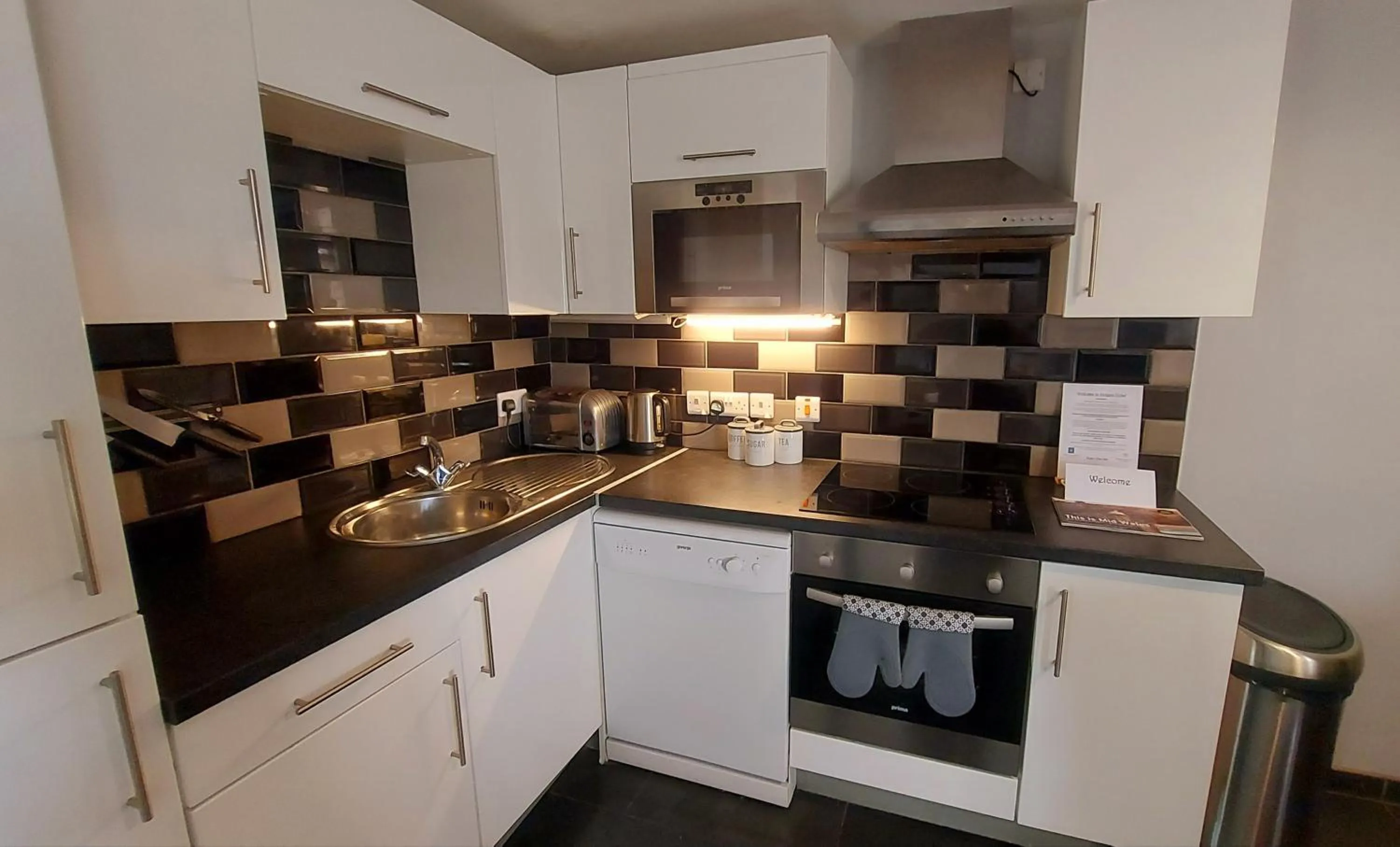 dishwasher in Dolgun Uchaf Historic B&B and Cottages in Snowdonia