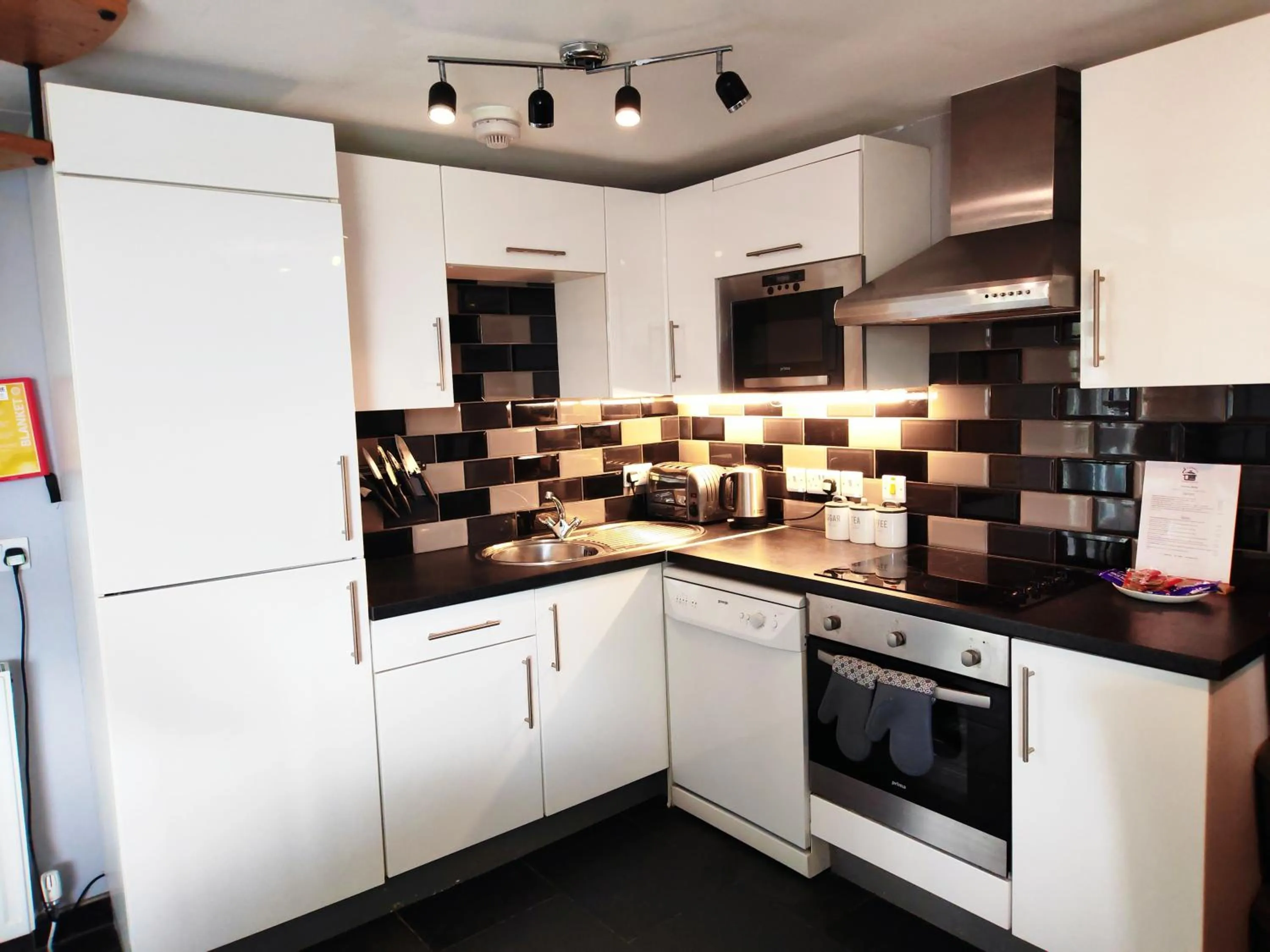 Kitchen or kitchenette in Dolgun Uchaf Historic B&B and Cottages in Snowdonia