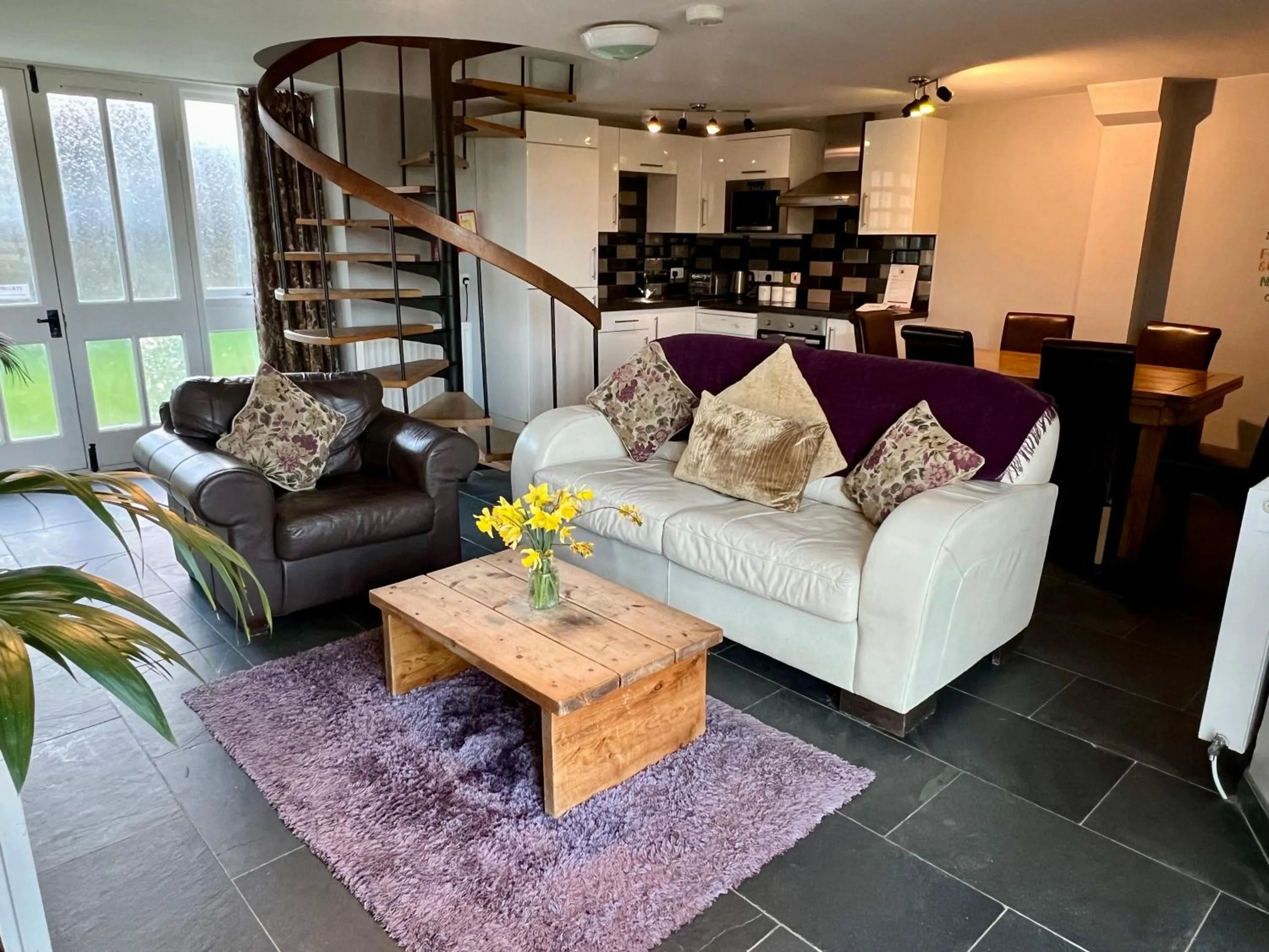 Kitchen or kitchenette in Dolgun Uchaf Historic B&B and Cottages in Snowdonia