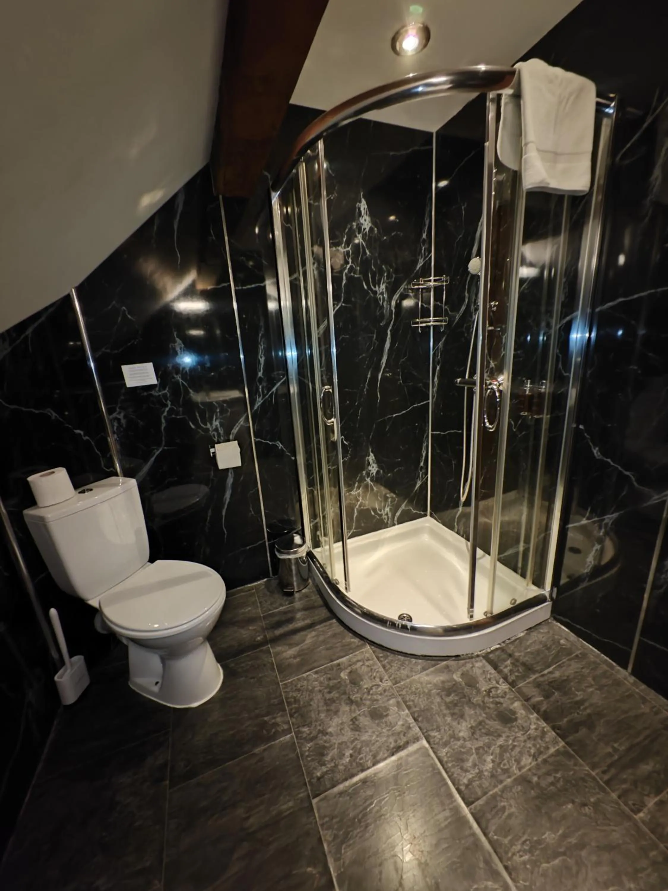 Bathroom in Dolgun Uchaf Historic B&B and Cottages in Snowdonia