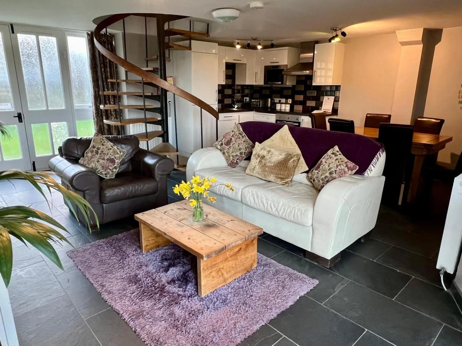 TV and multimedia in Dolgun Uchaf Historic B&B and Cottages in Snowdonia