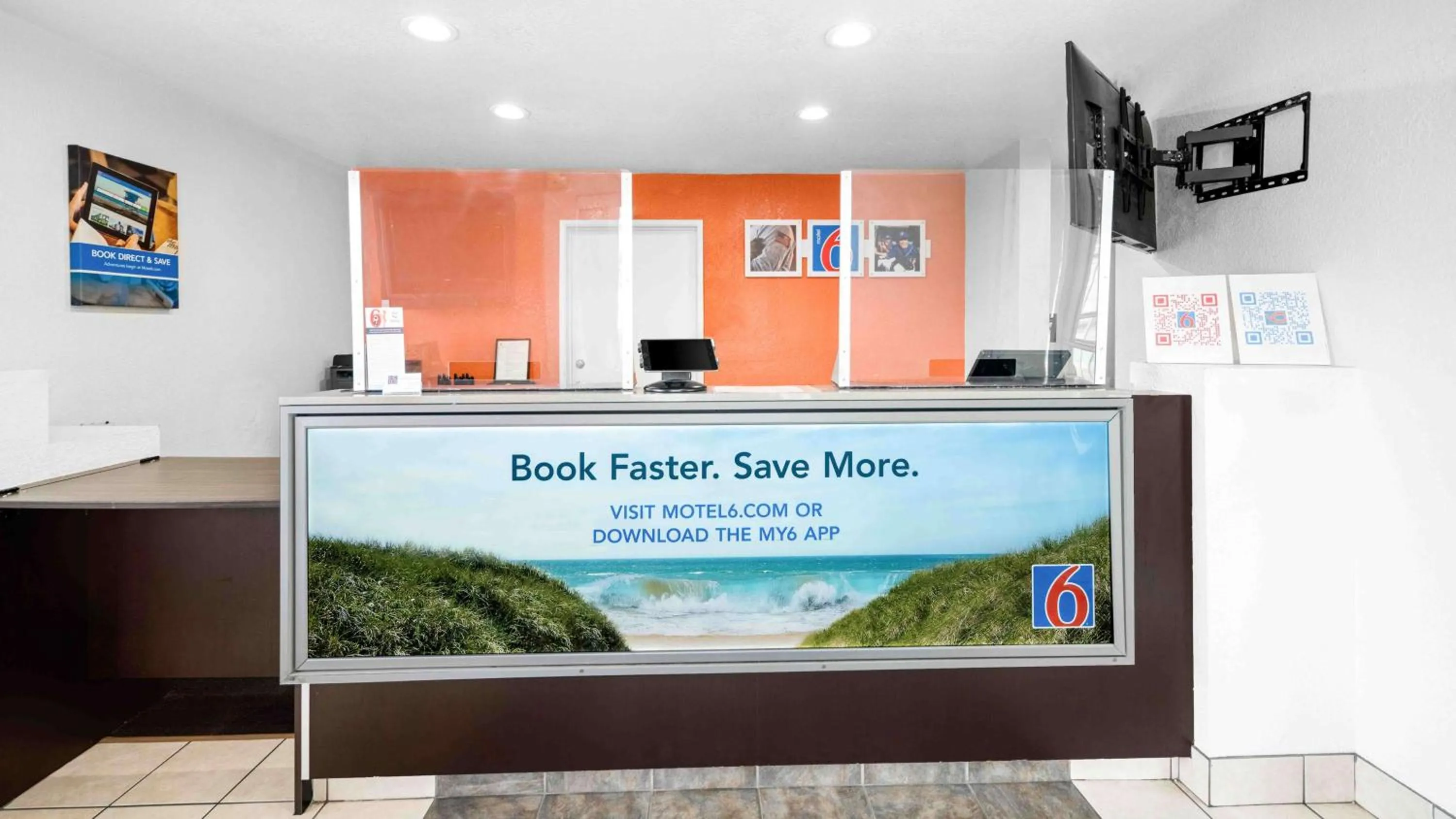 Lobby or reception in Motel 6-Monterey, CA
