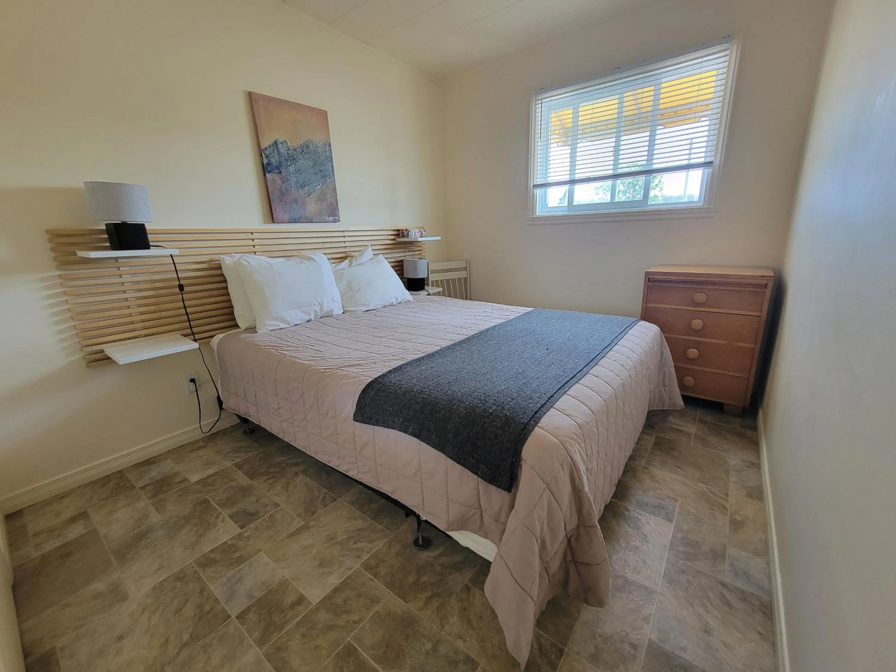 Bedroom, Bed in Motel Appartements le Saint-Patrick