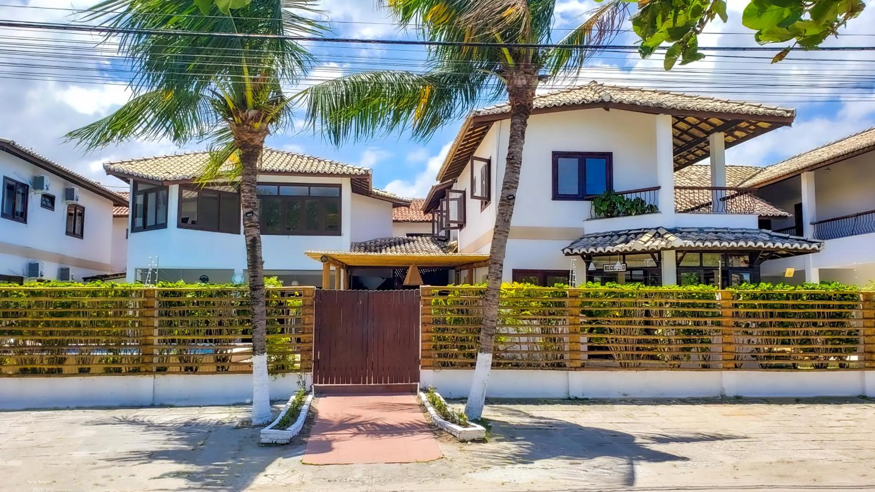 Facade/entrance in Hotel Porto Dourado - Rede Bem Bahia