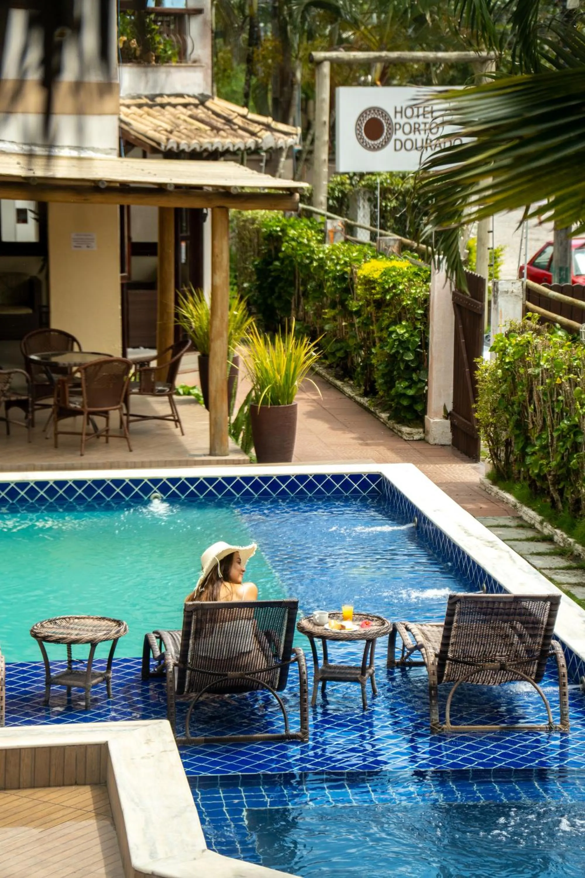Swimming pool in Hotel Porto Dourado - Rede Bem Bahia