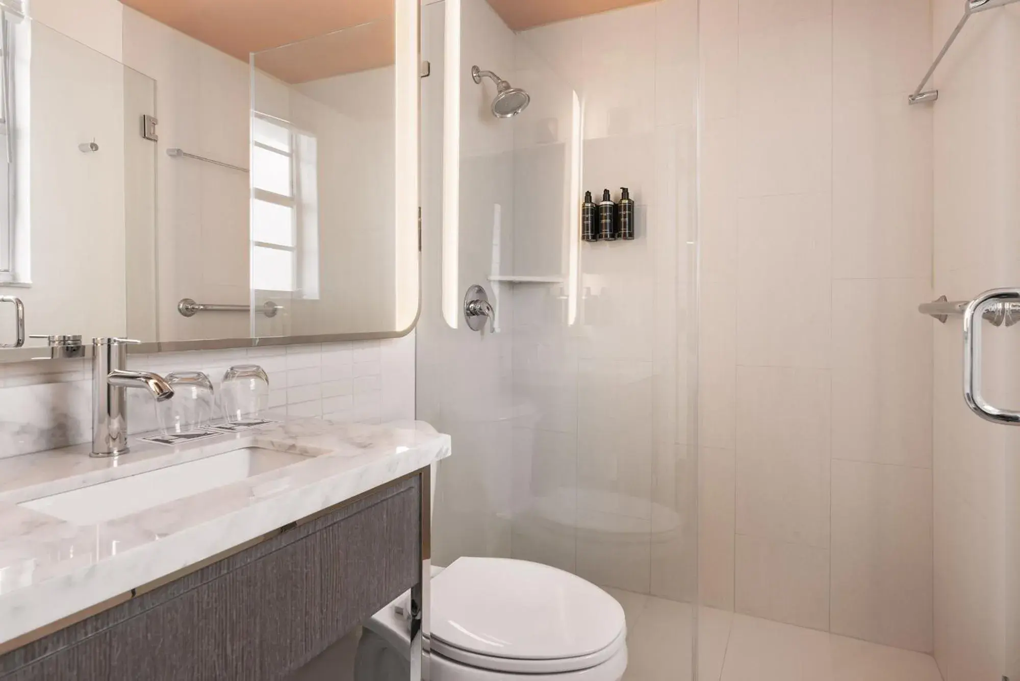 Deluxe Queen Room in Eurostars Winter Haven Miami Beach Deluxe Queen Room in Eurostars Winter Haven Miami Beach