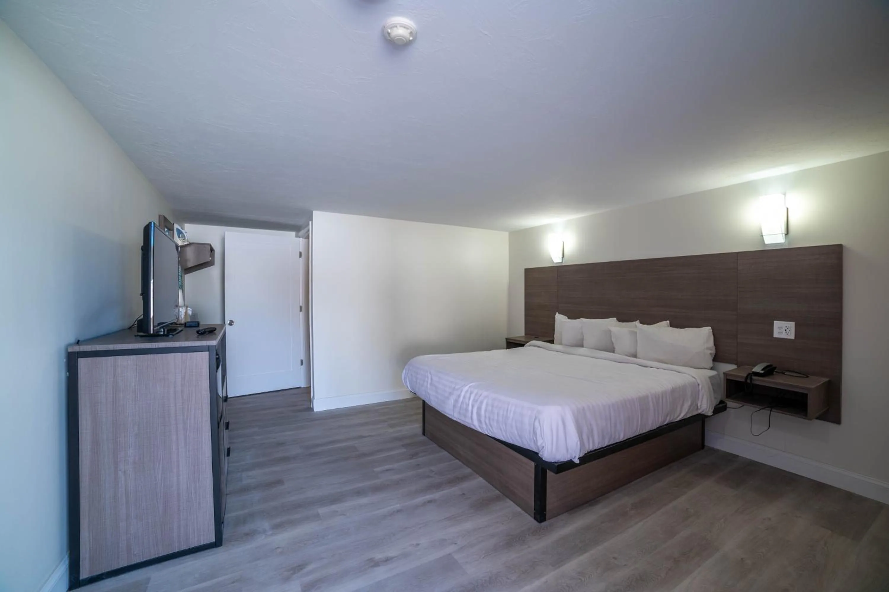 Viking Shores Motor Inn