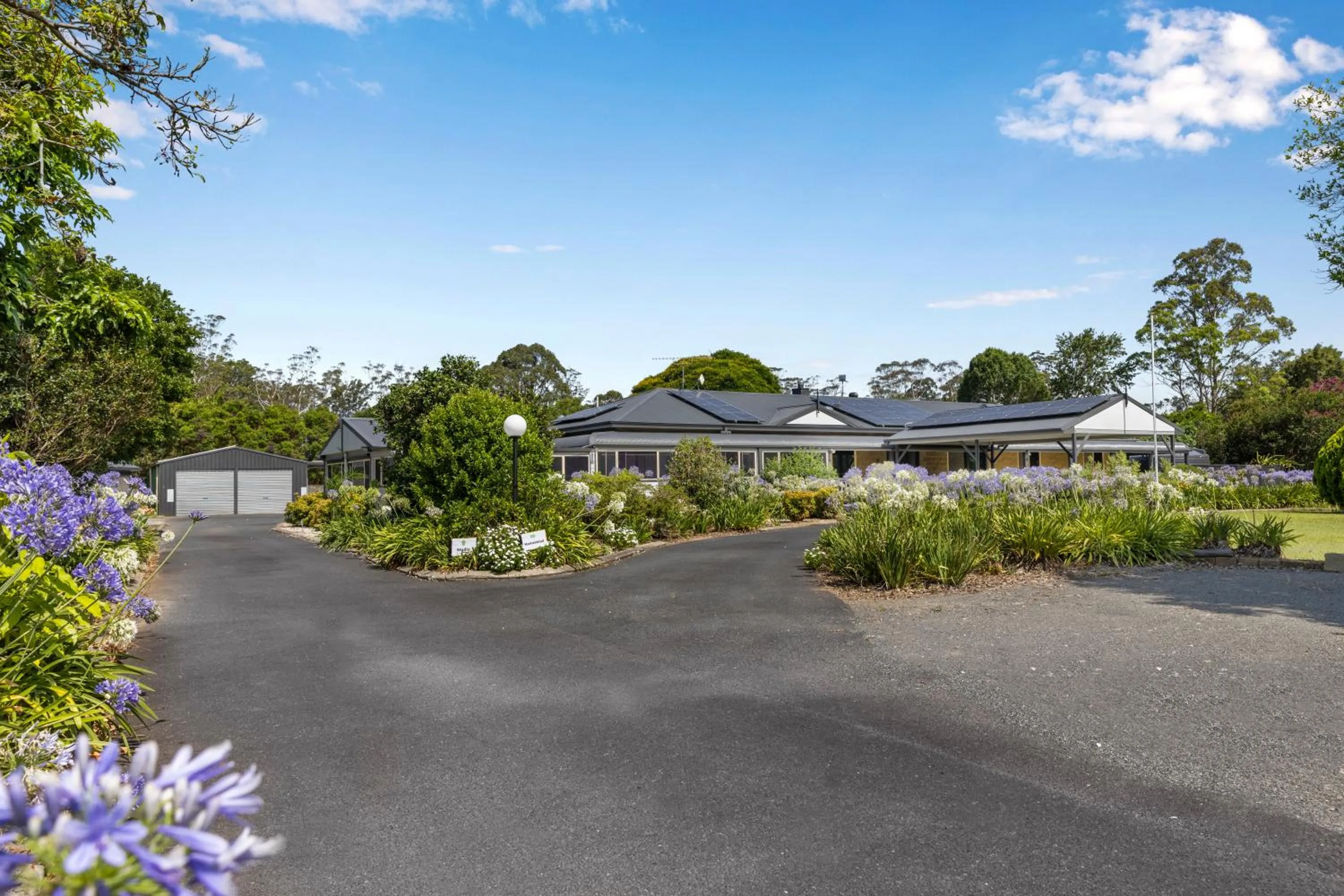 Bon Villas B&B Bonville - Adults Only, Pet Friendly Accommodation