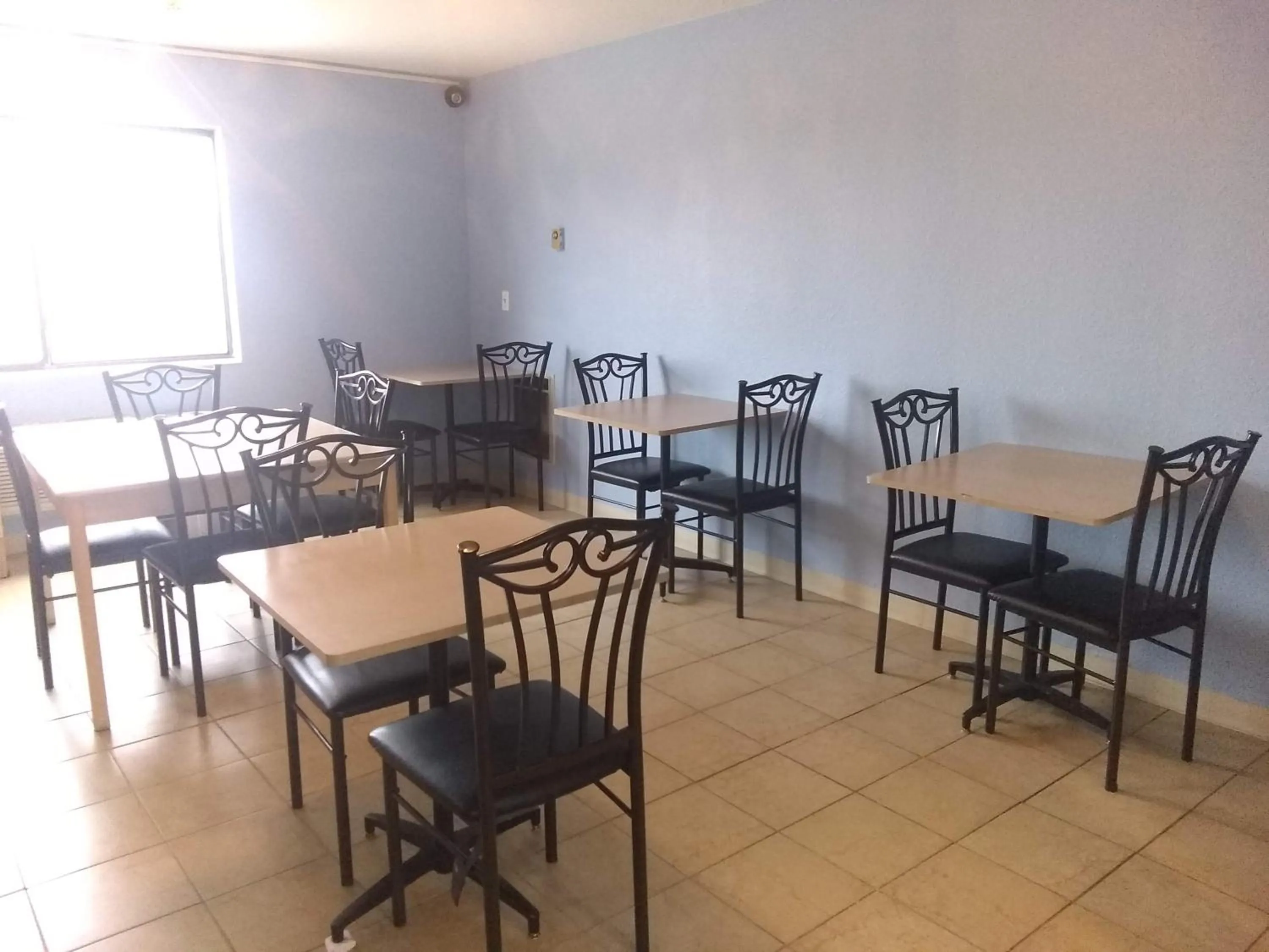 Breakfast in Sioux City Inn Sioux City IA Sergeant Bluff