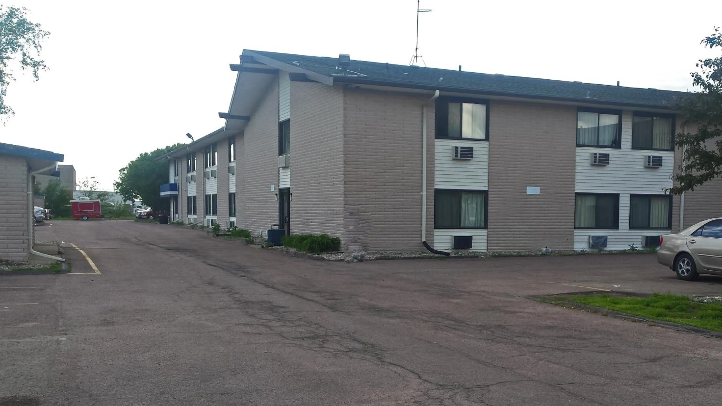 Property building in Sioux City Inn Sioux City IA Sergeant Bluff