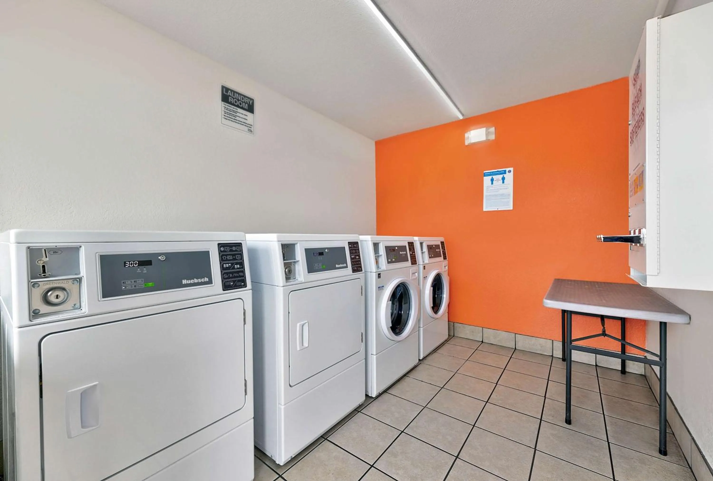 laundry in Motel 6-Columbus, GA