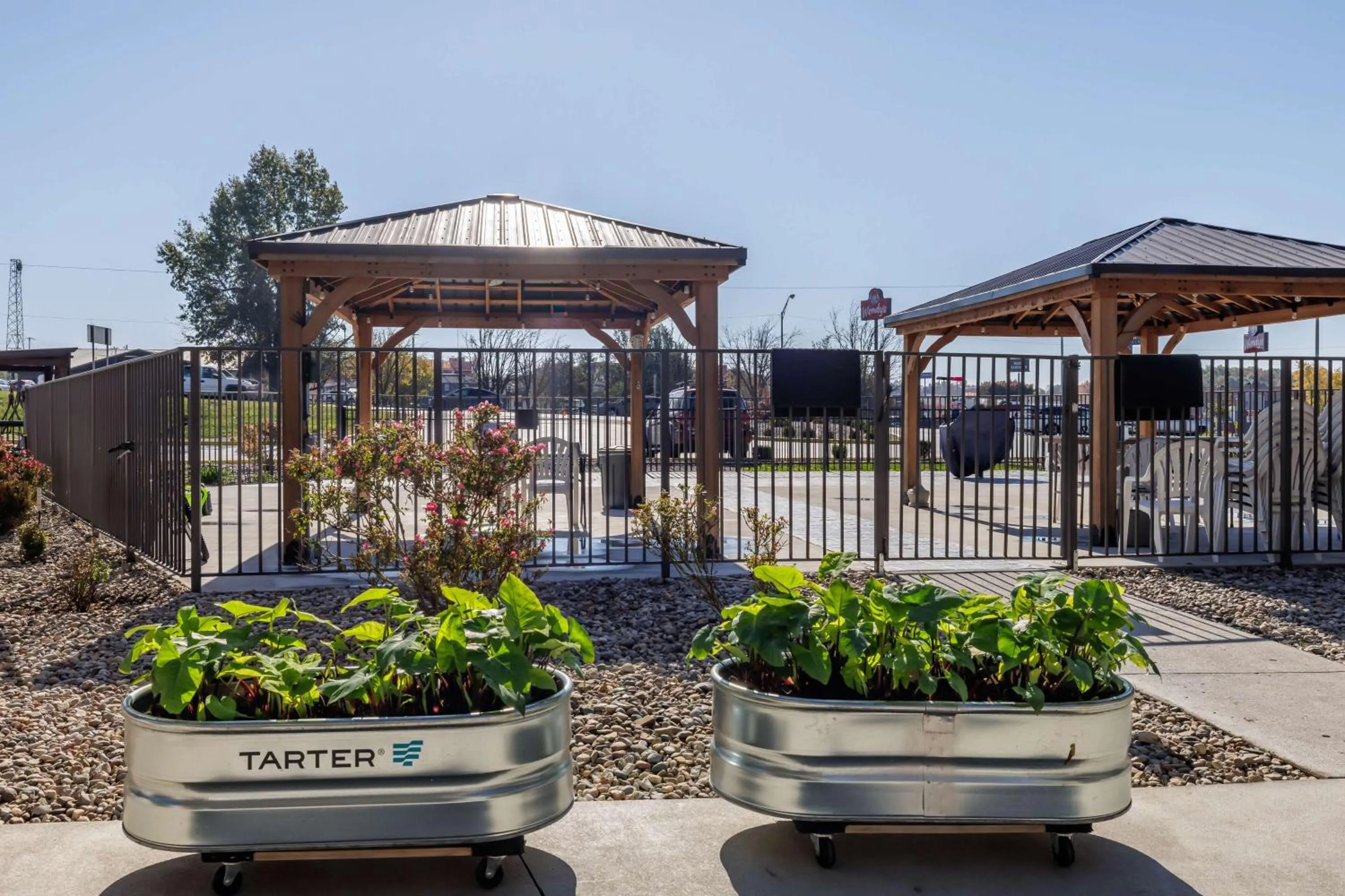 Property building in Motel 6 Elizabethtown