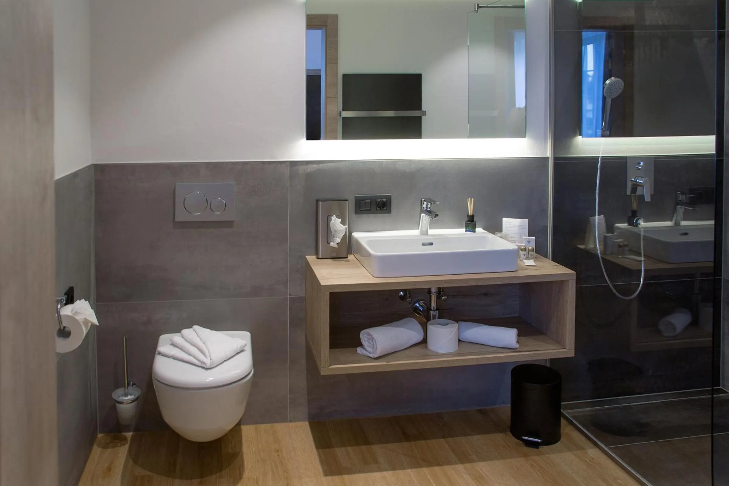 Toilet in Patrix Hotel, Restaurant, Bar