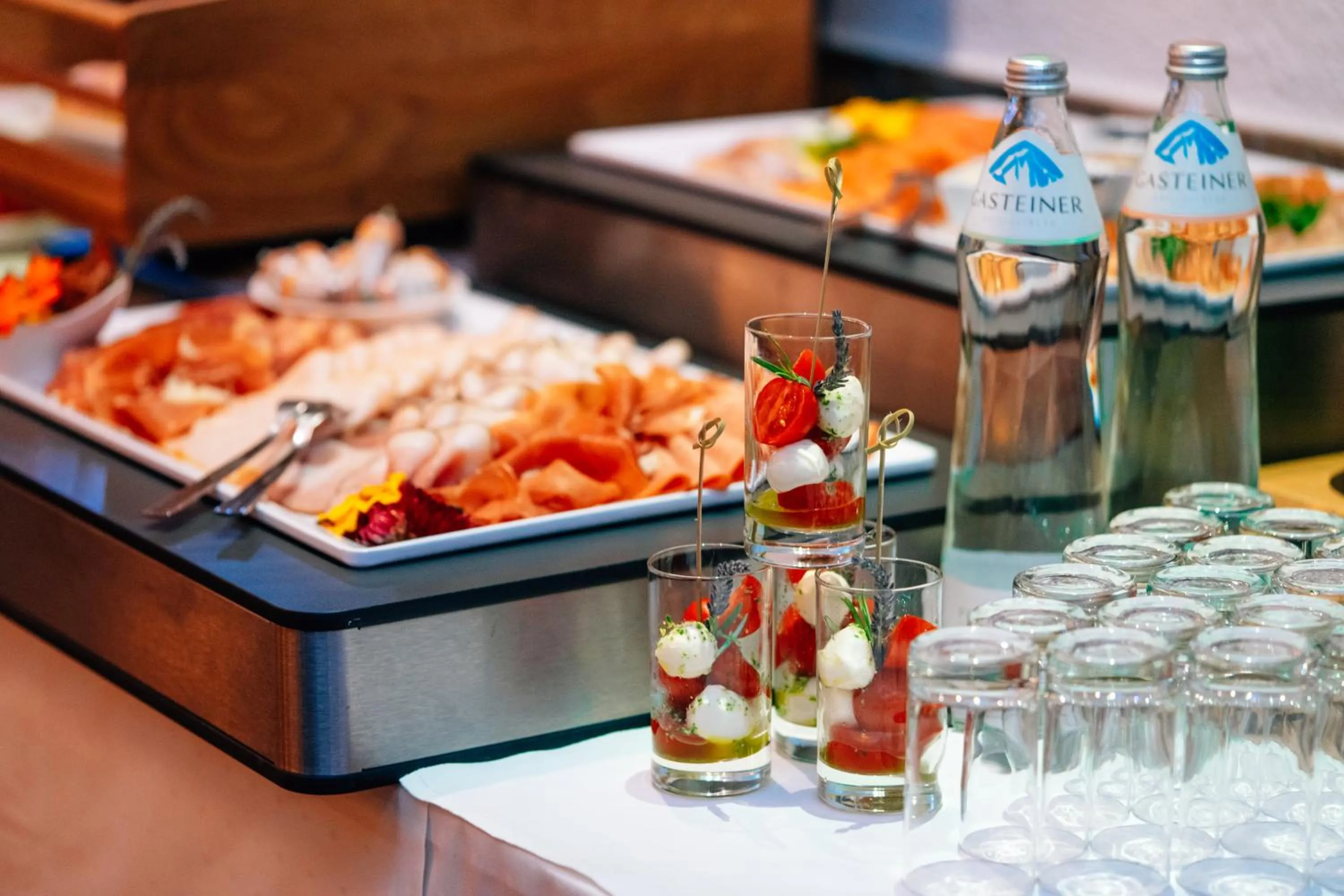 Breakfast in Patrix Hotel, Restaurant, Bar