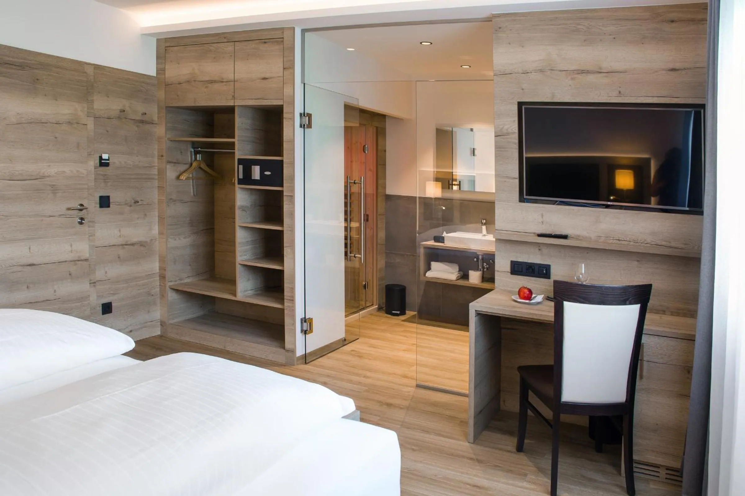 Photo of the whole room, Bed in Patrix Hotel, Restaurant, Bar