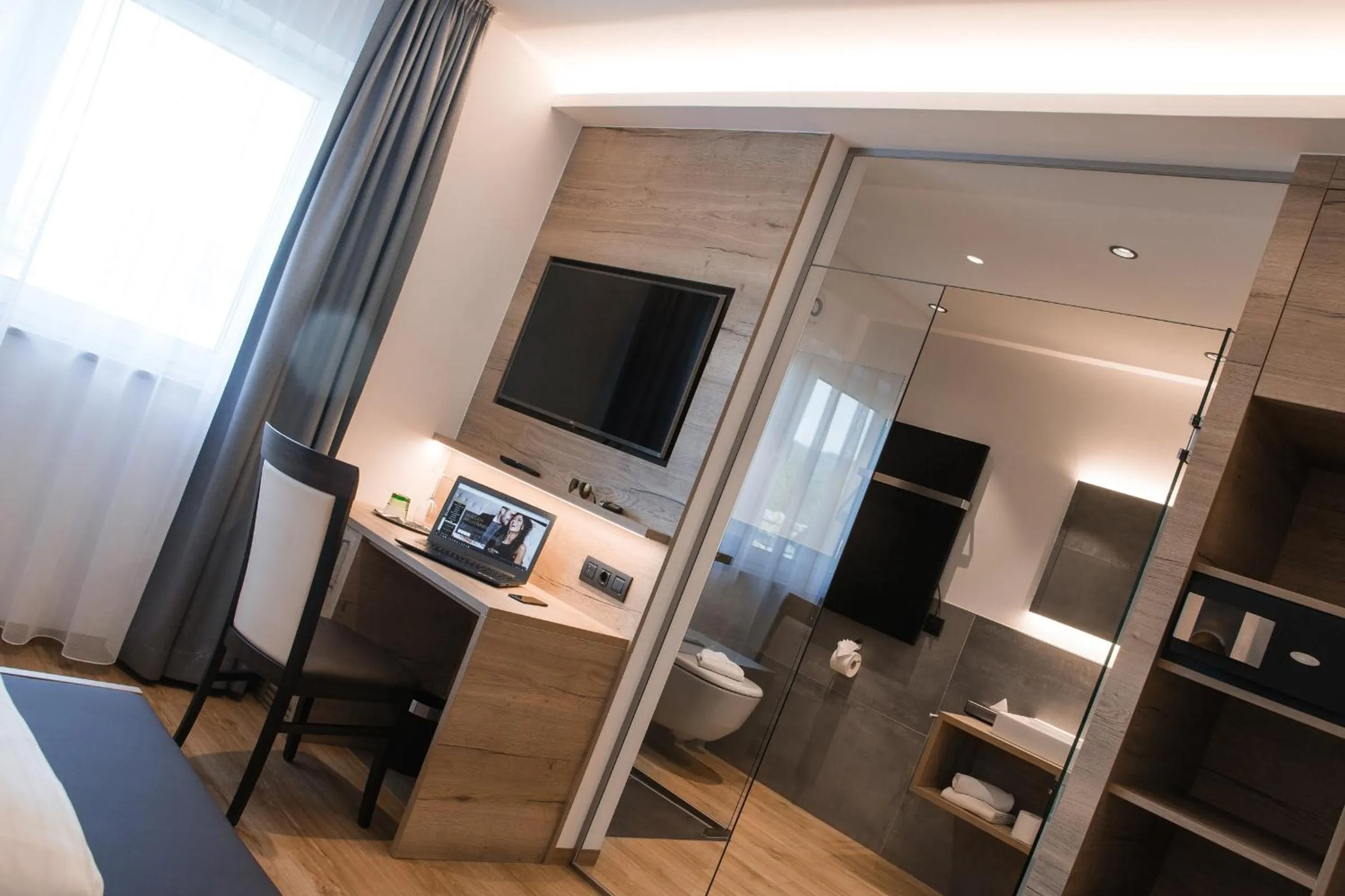 Toilet in Patrix Hotel, Restaurant, Bar