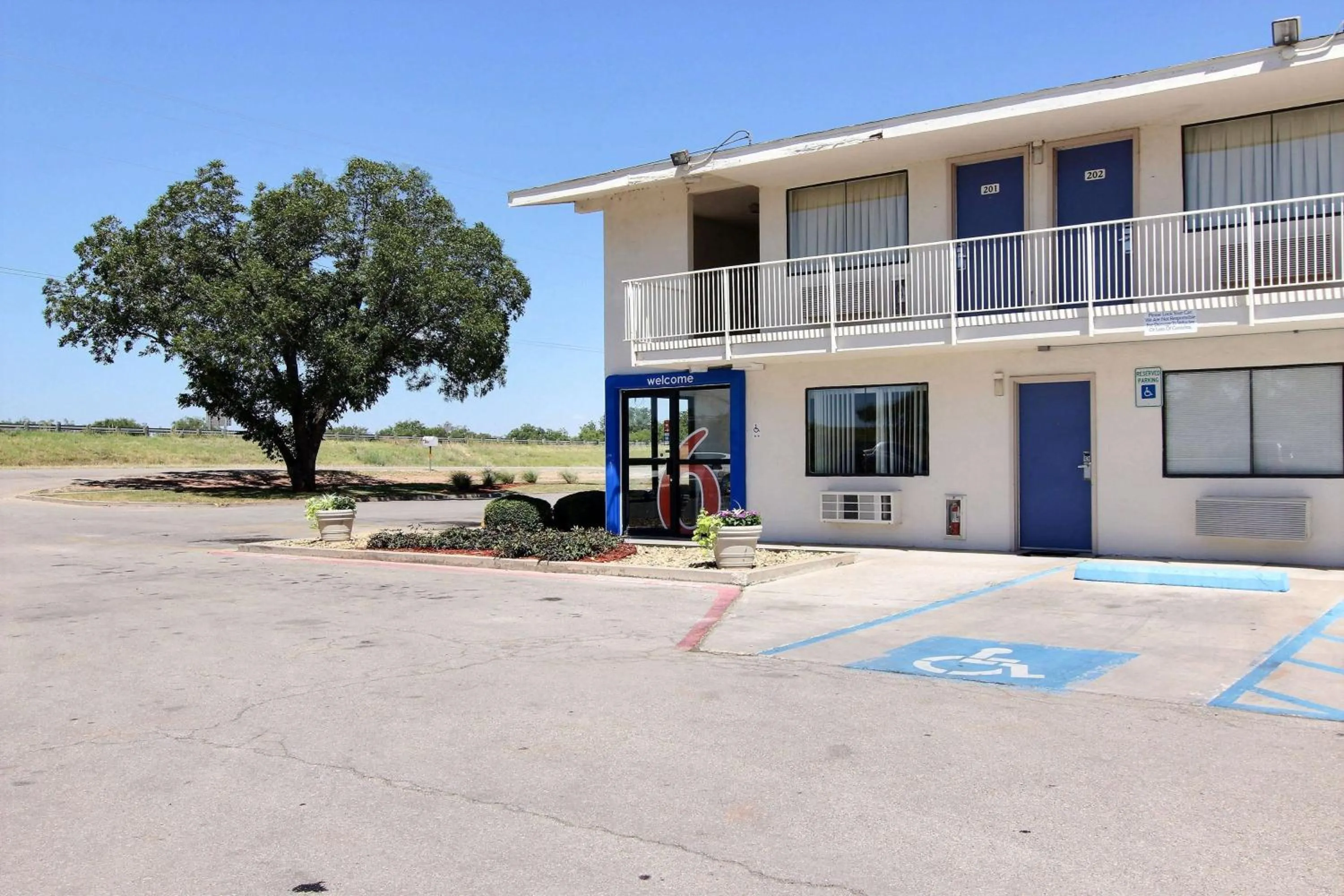 Property building in Motel 6-Abilene, TX
