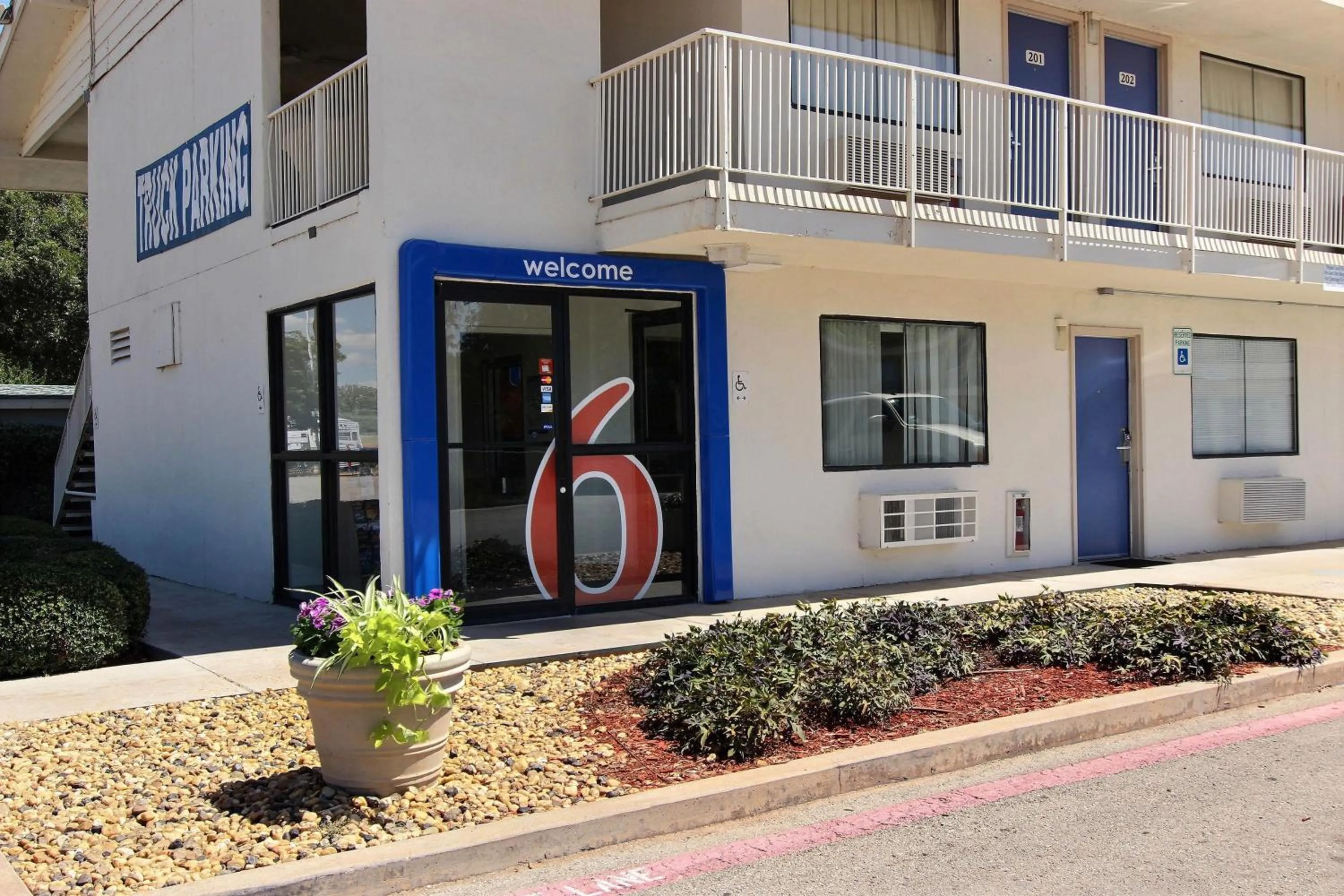 Facade/entrance in Motel 6-Abilene, TX