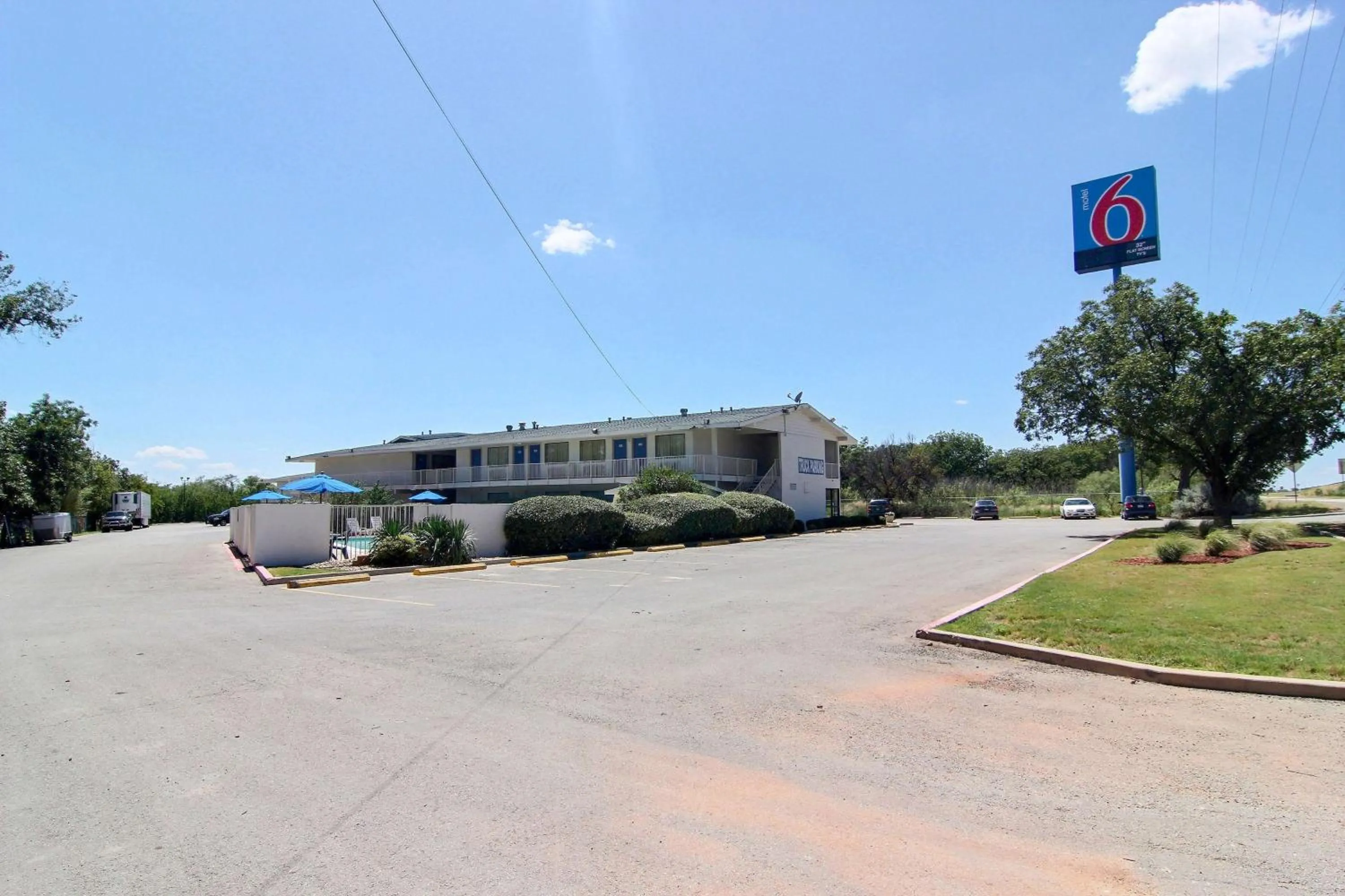 Property building in Motel 6-Abilene, TX