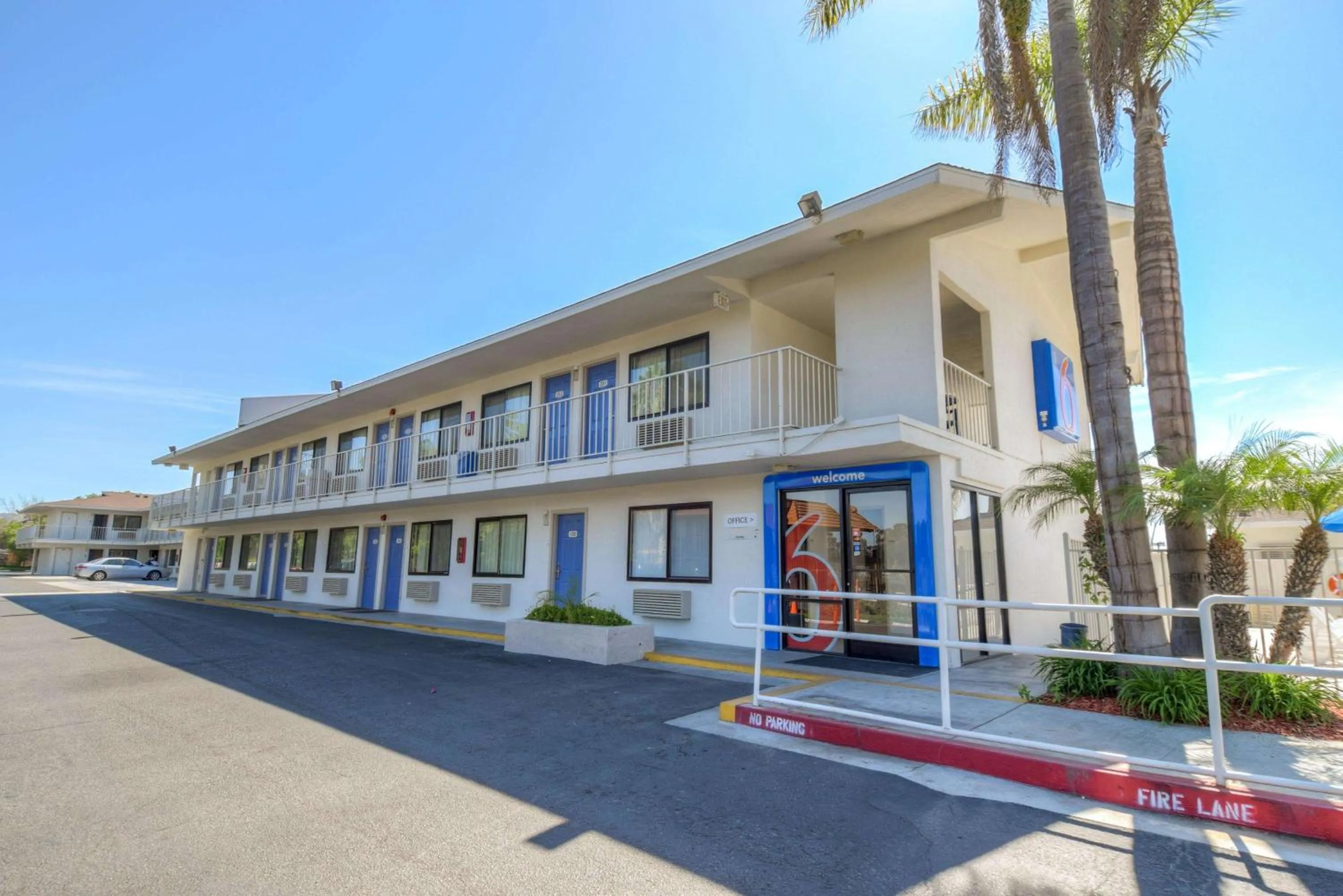 Property building in Motel 6-San Ysidro, CA - San Diego - Border