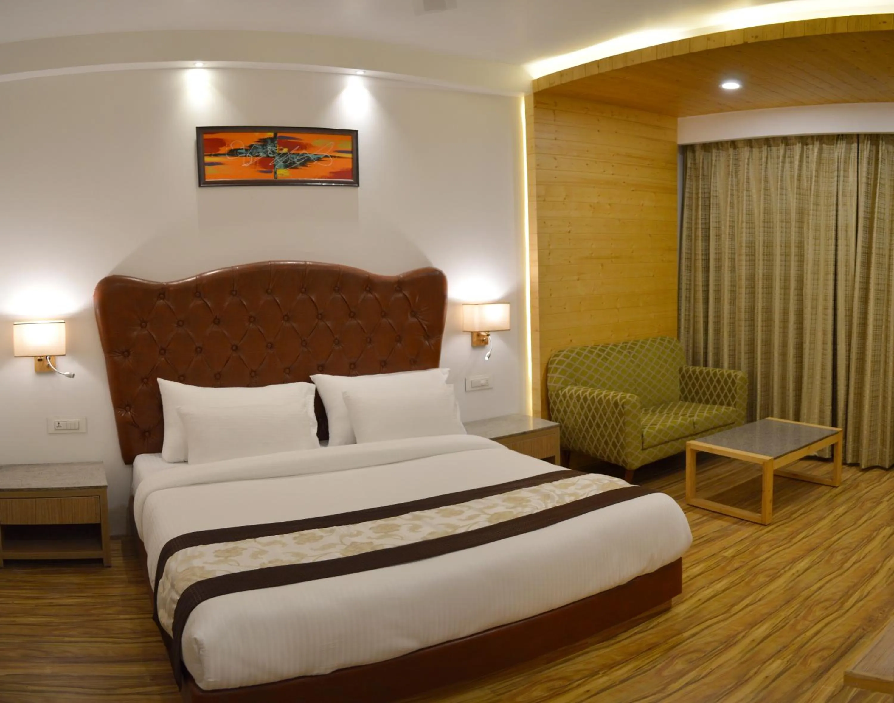 Bedroom, Bed in The Orchard Greens Resort - A Centrally Heated Property