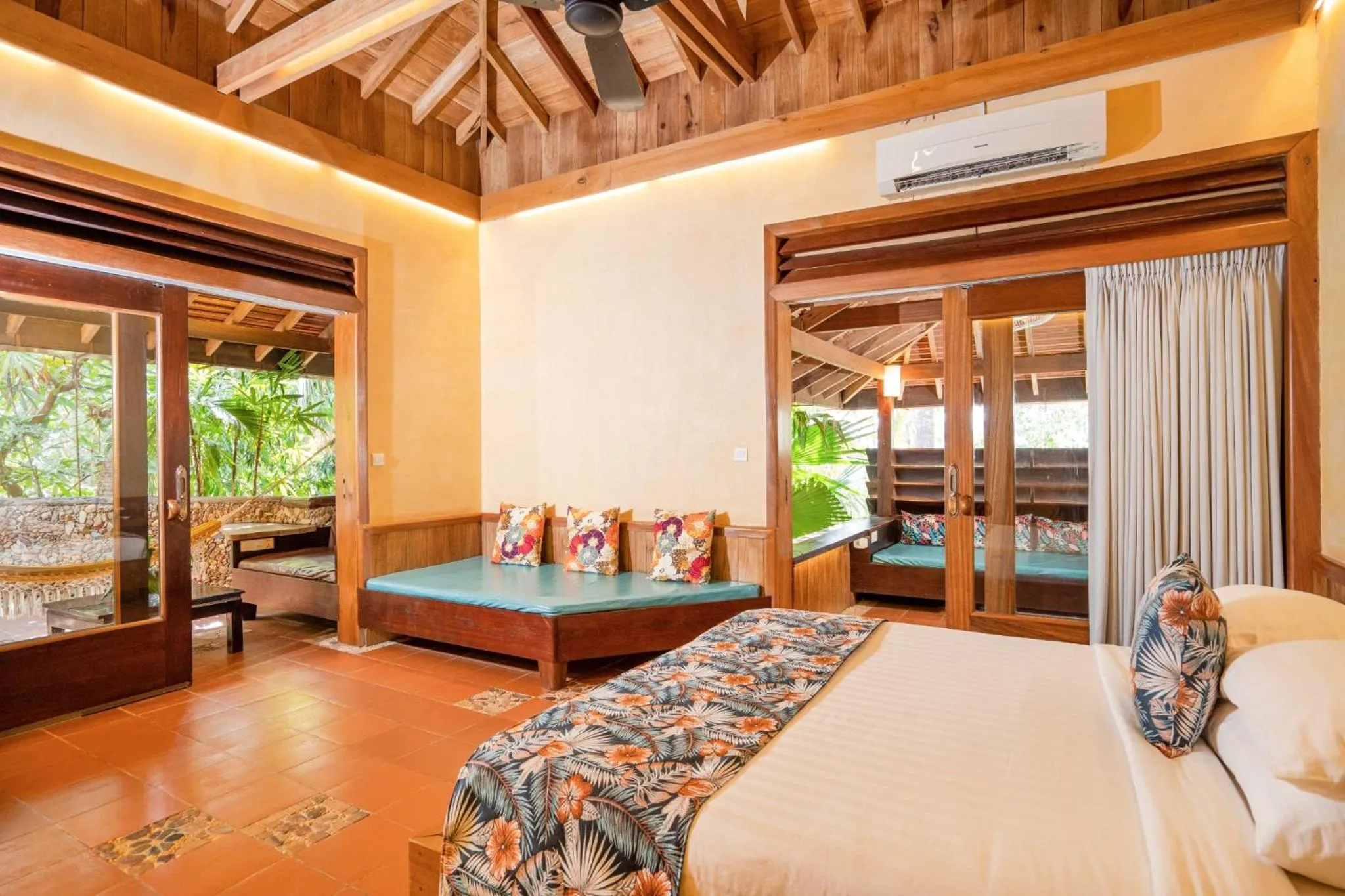 Bedroom, Bed in Veranda Natural Resort