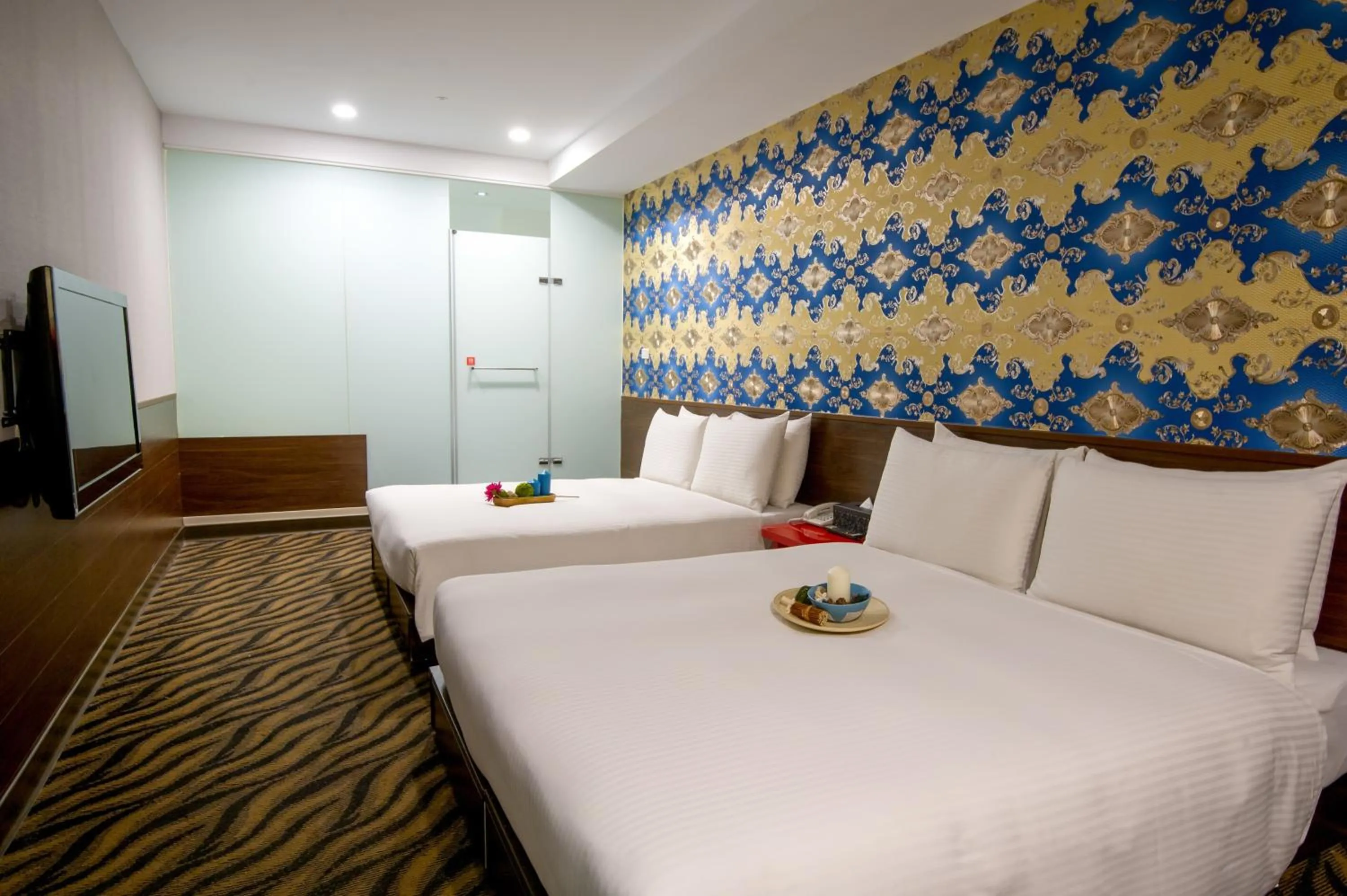 Photo of the whole room, Bed in Hotel 6 - Wannien