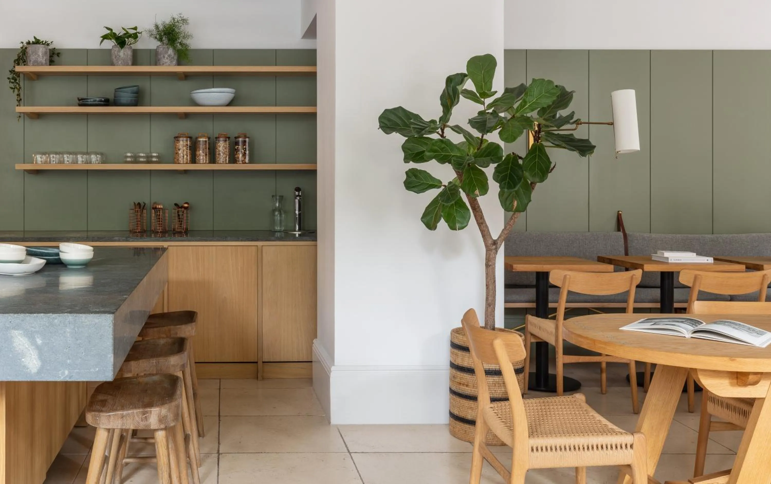 Restaurant/places to eat in Inhabit Southwick Street, a Member of Design Hotels