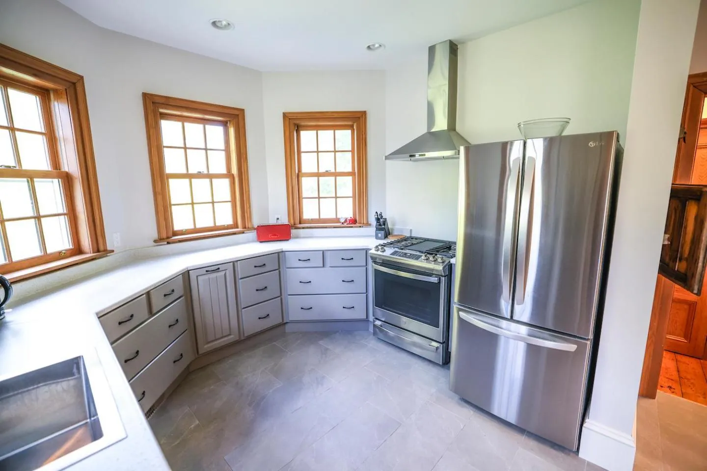 The Kitch'inn - Boutique Inn and Wine Bar