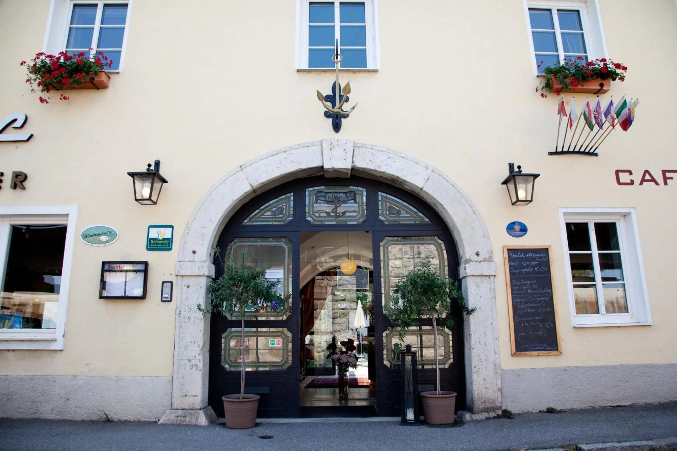 Facade/entrance in Gasthof zum Goldenen Anker