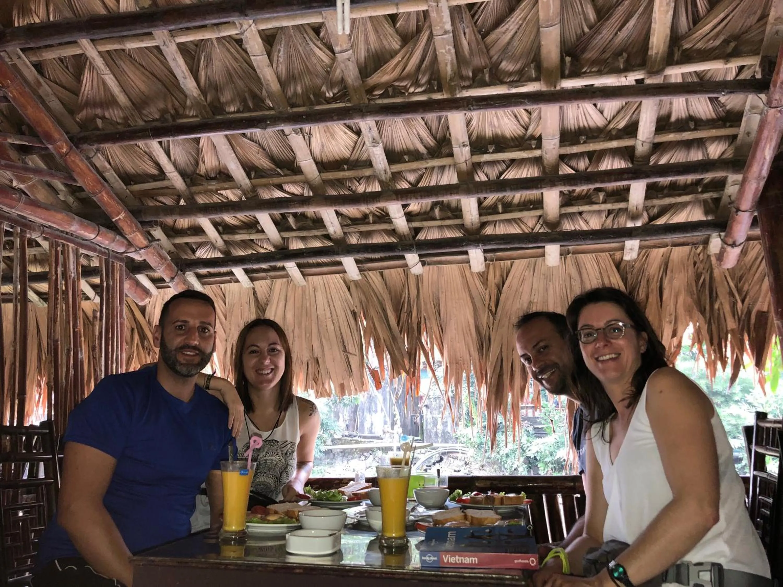 Guests in Tam Coc - Thành Homestay