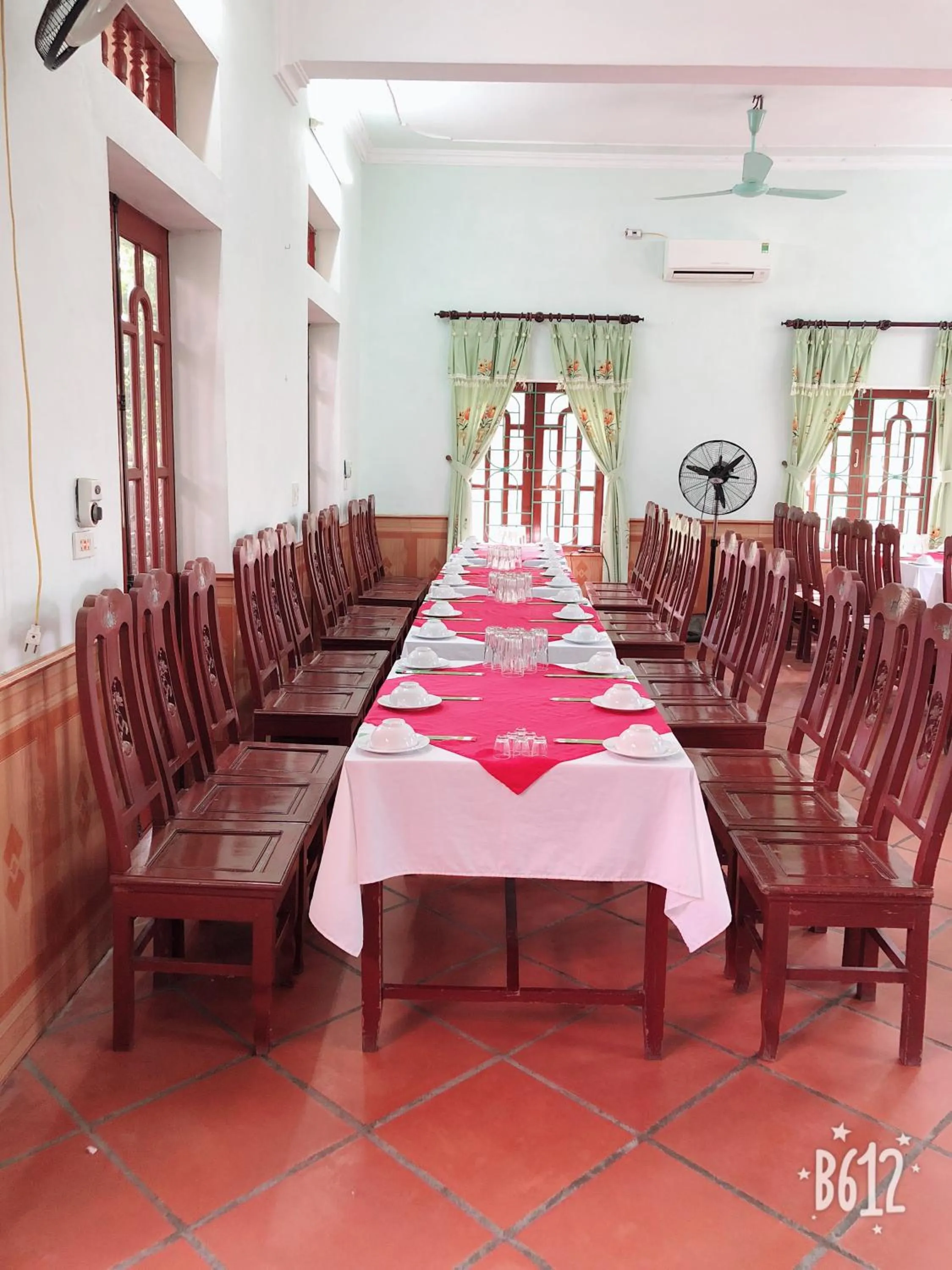 Dining area in Tam Coc - Thành Homestay