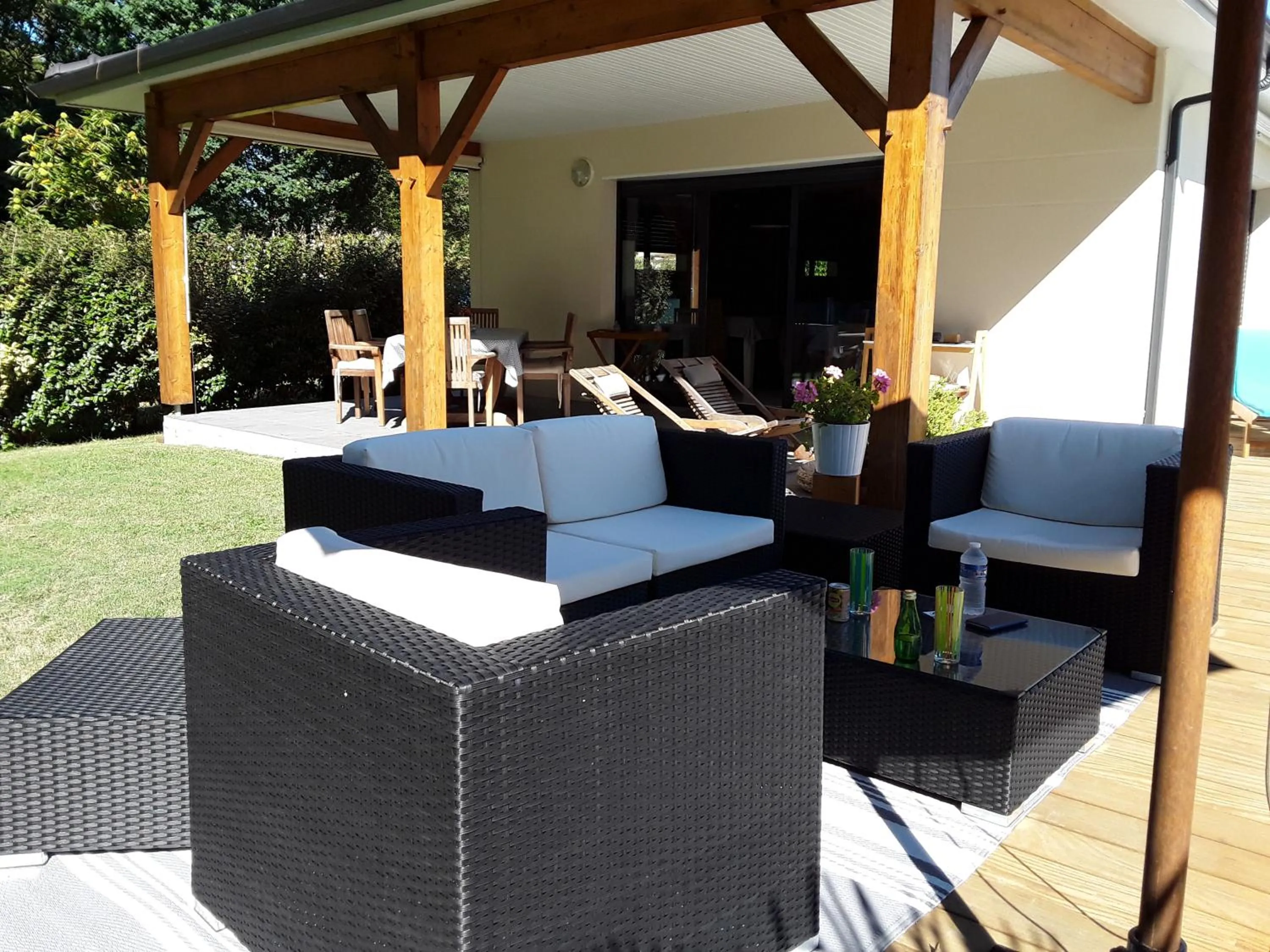 Garden in Chambre d'hôtes les Iris à Mios sur le Bassin d'Arcachon