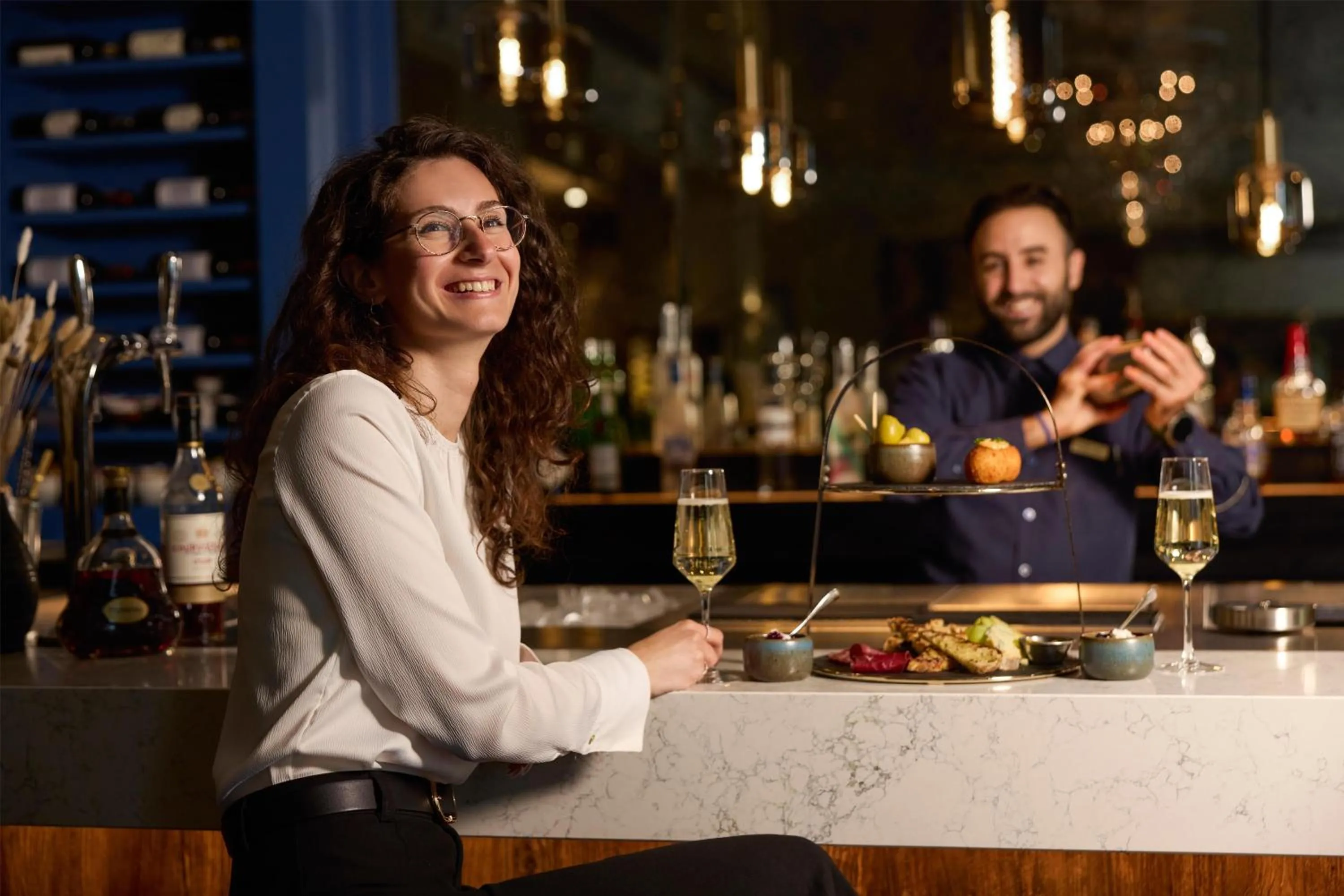 Lounge or bar in Hyatt Regency London - The Churchill