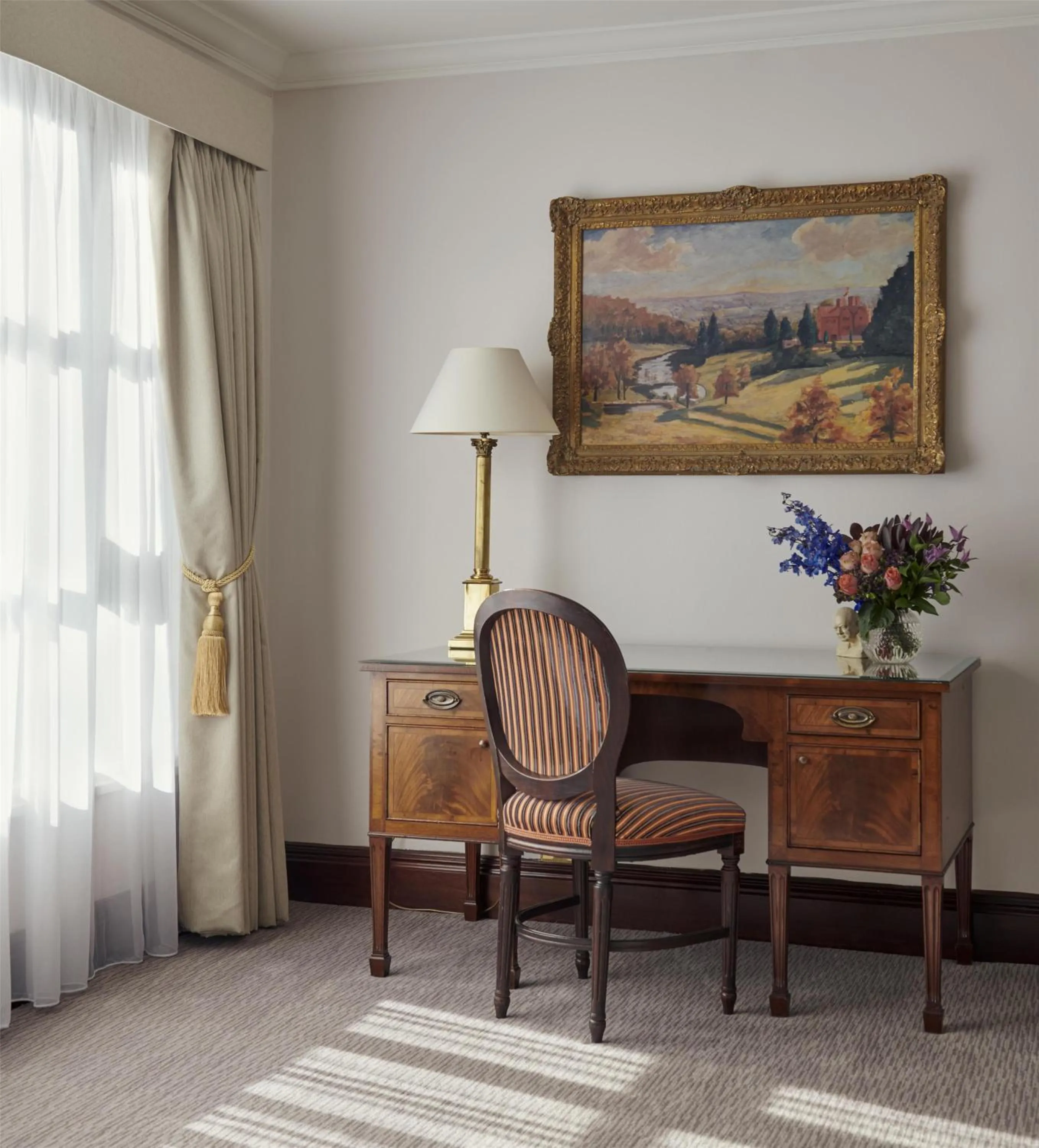 Photo of the whole room in Hyatt Regency London - The Churchill