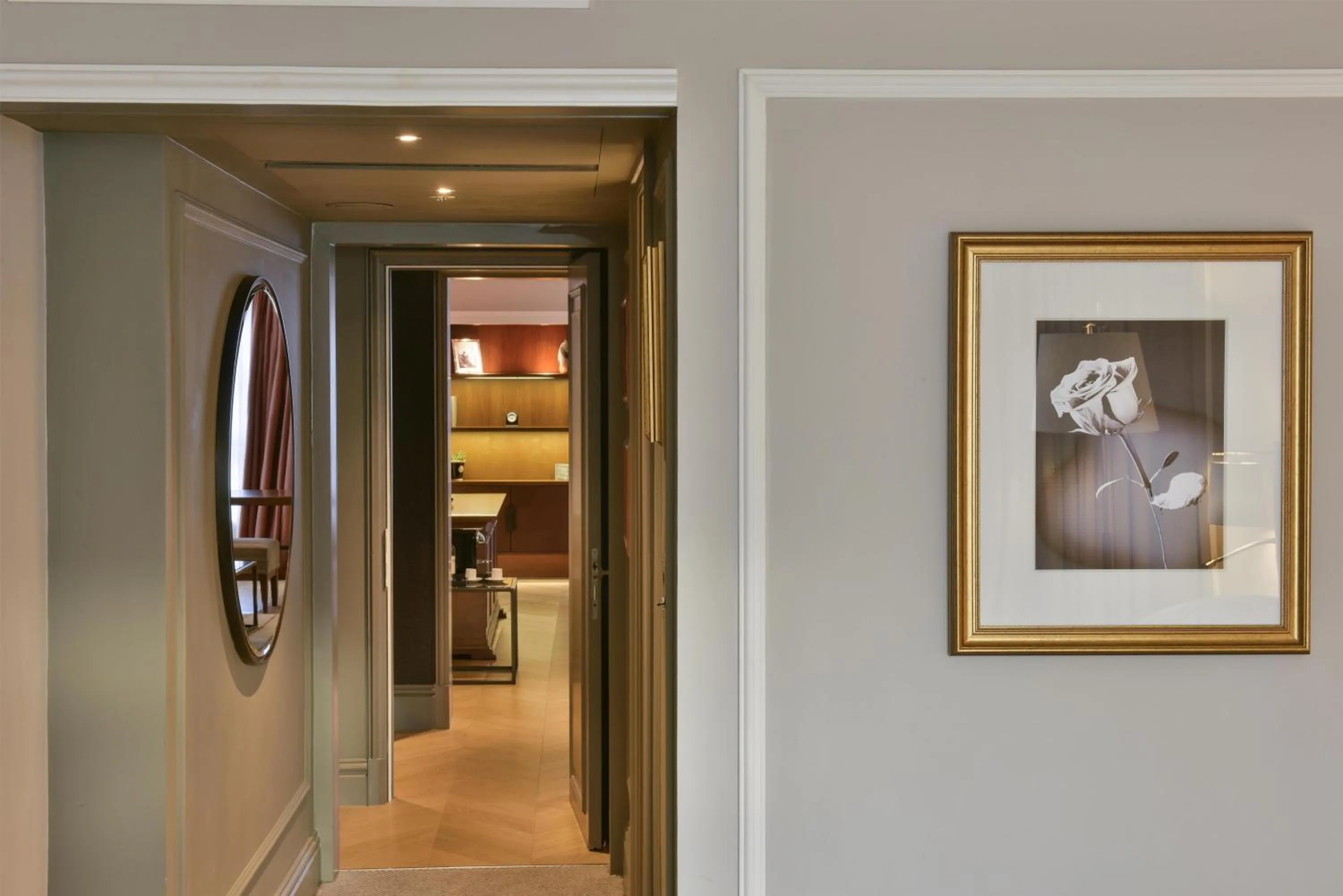 Photo of the whole room in Hyatt Regency London - The Churchill