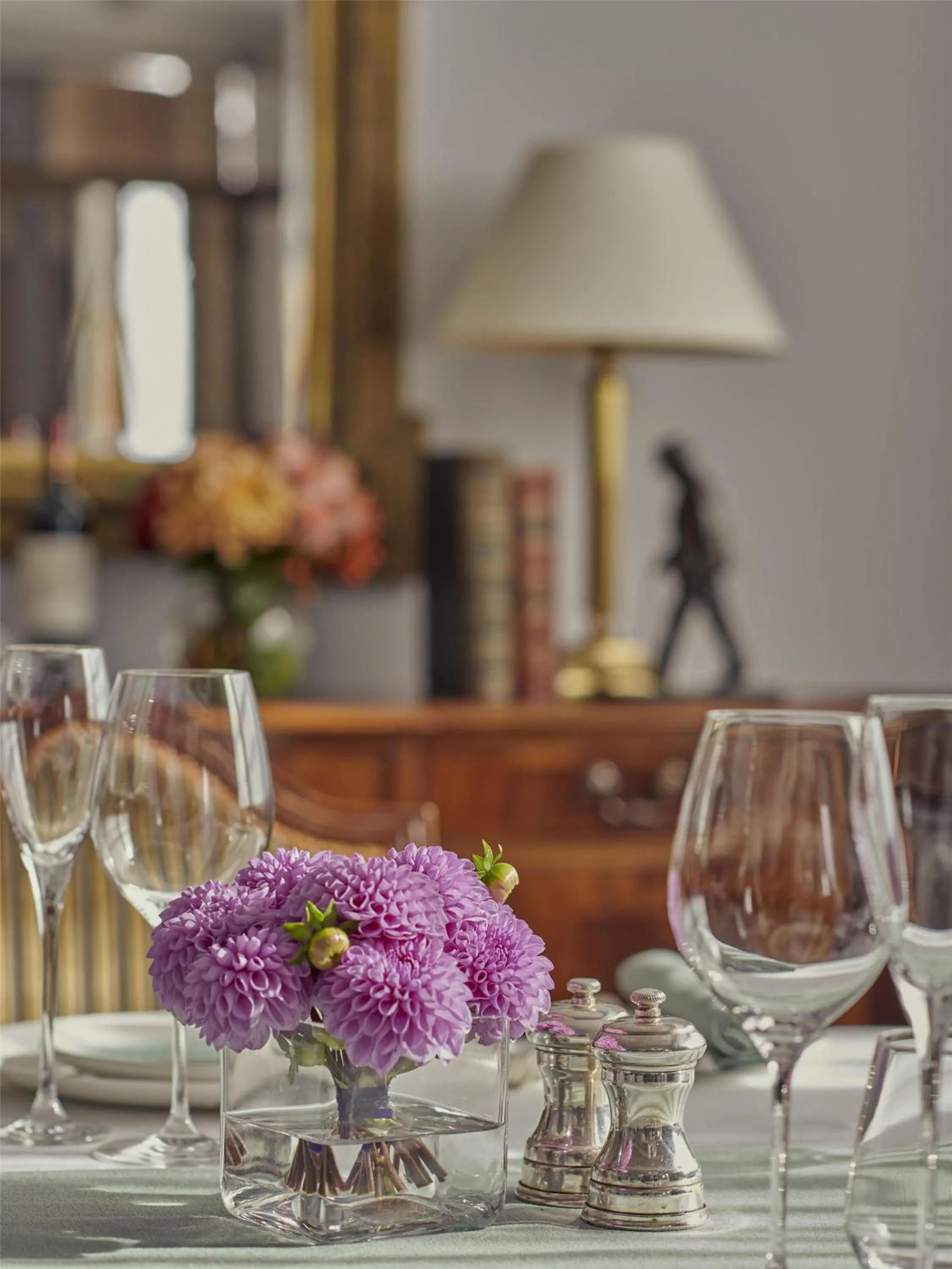 Photo of the whole room in Hyatt Regency London - The Churchill