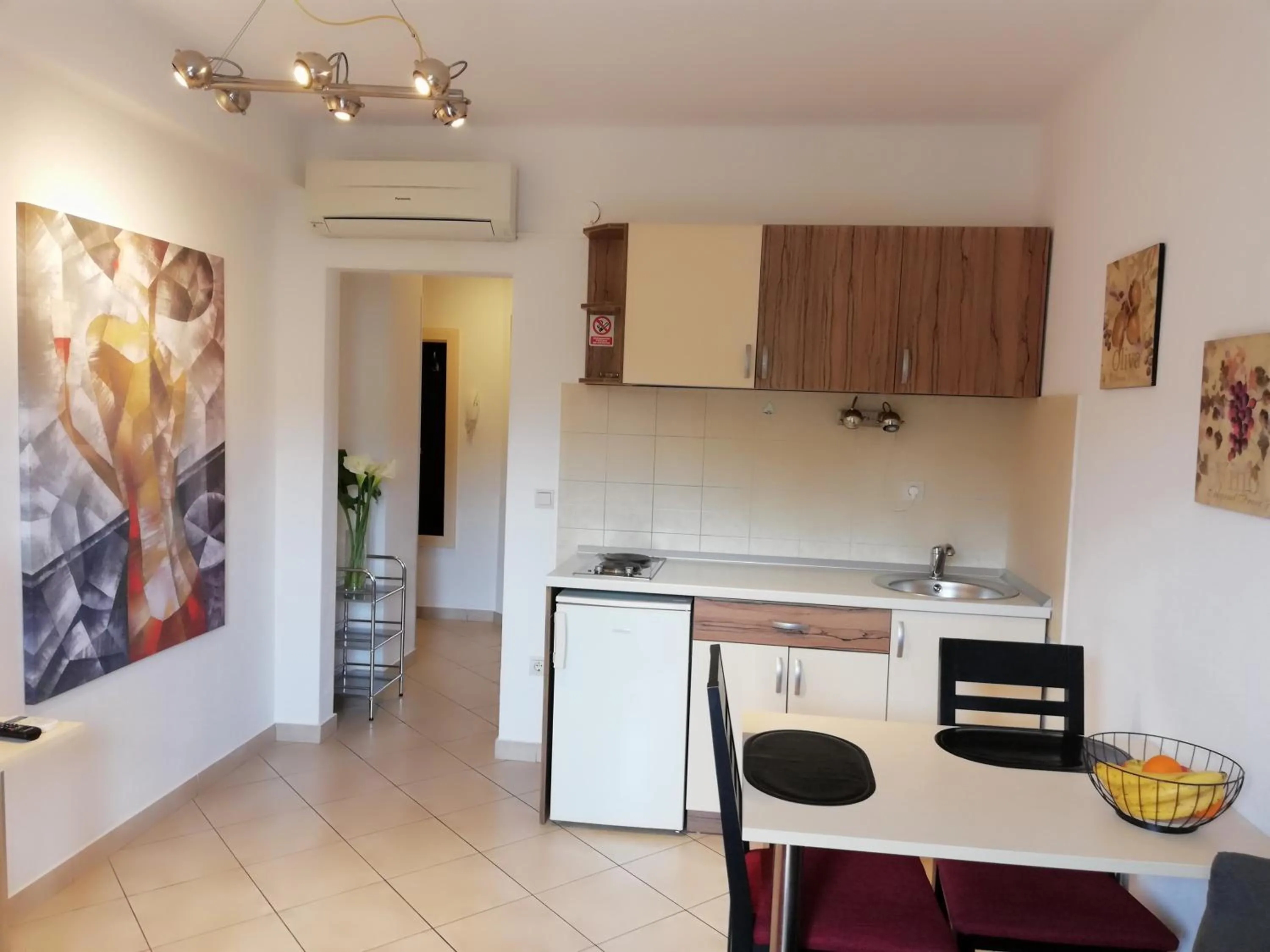 Kitchen or kitchenette in Dubrovnik Summer Apartments
