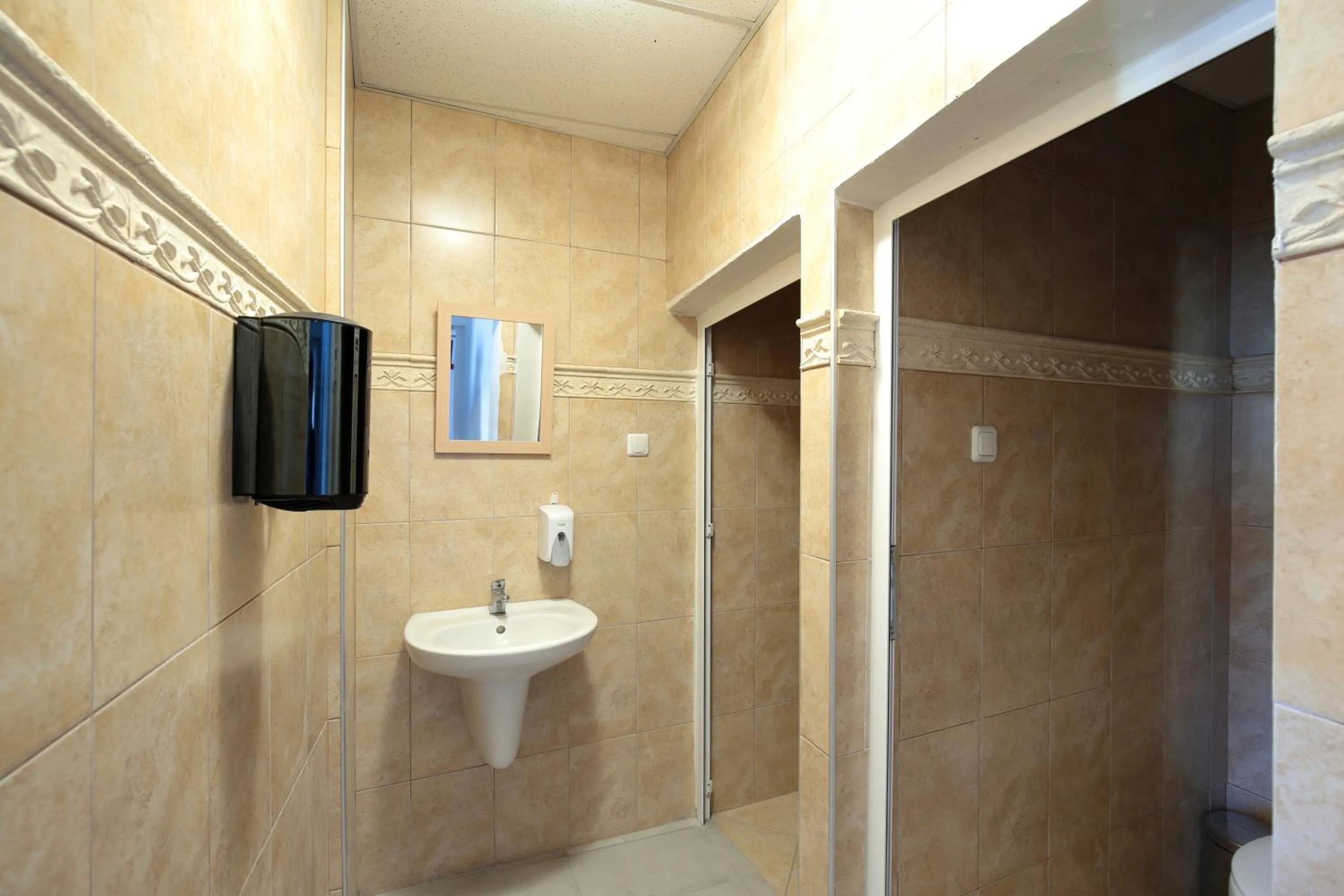 Shower in Hostel Musala