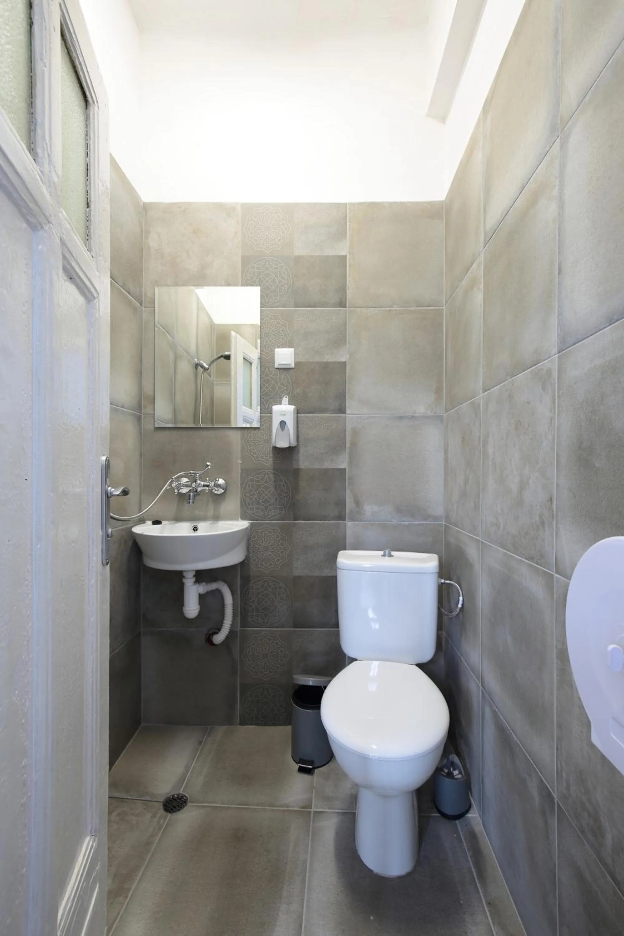 Shower in Hostel Musala