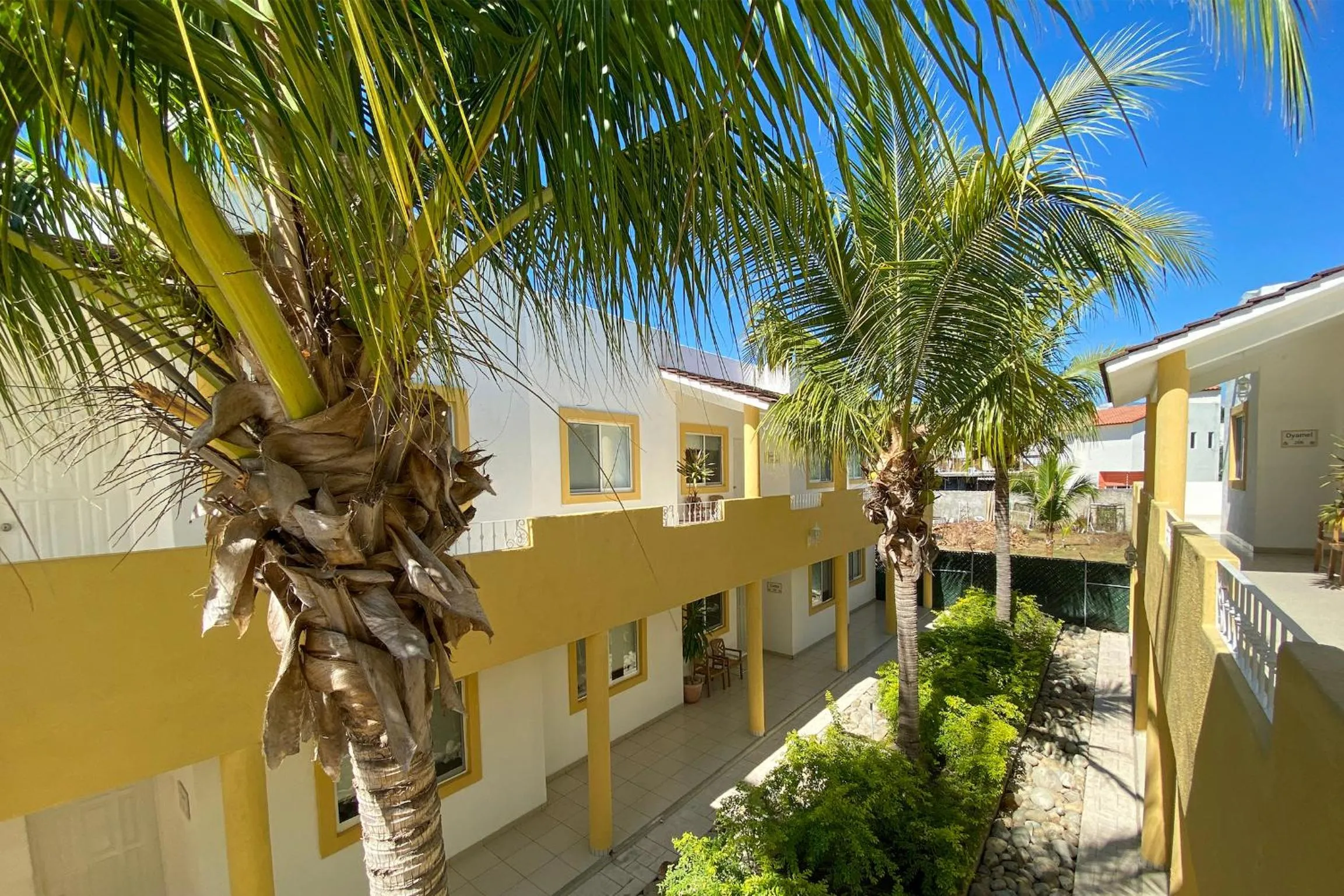 Condominios JAROJE Huatulco