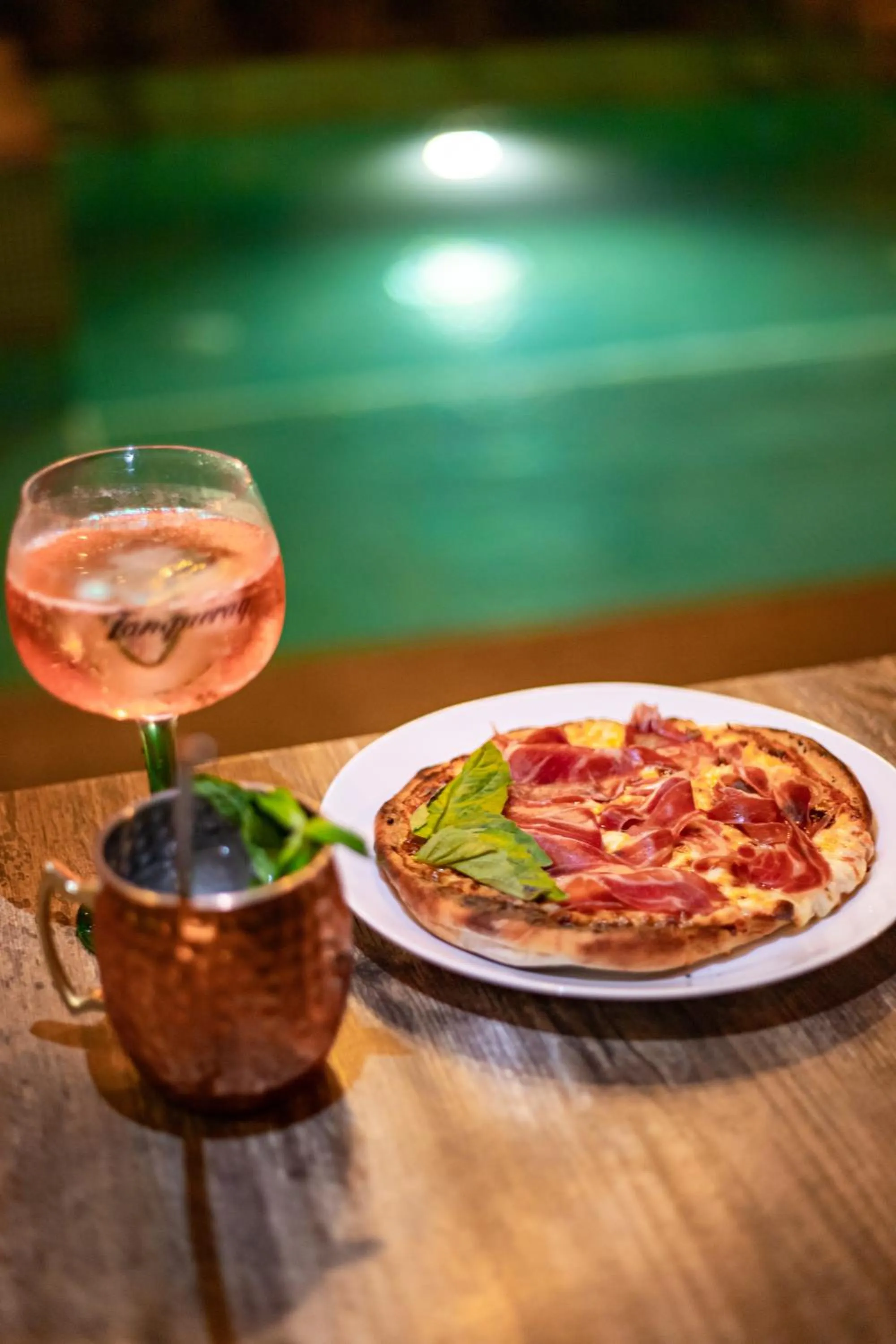 Food and drinks in Oasis Fresh Hotel