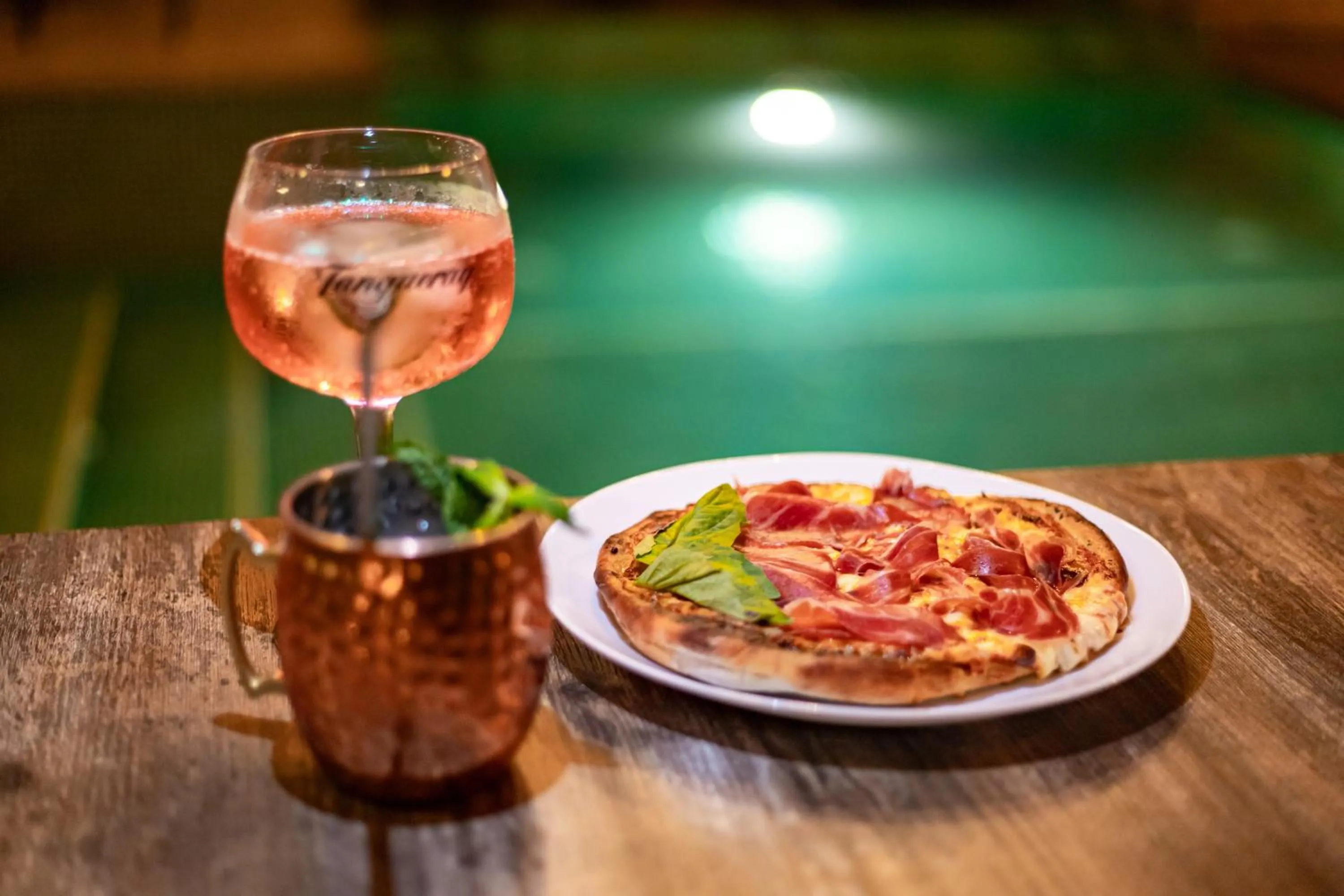 Food in Oasis Fresh Hotel