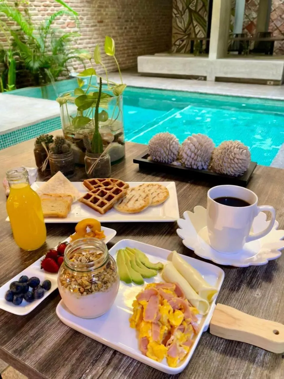 Breakfast in Oasis Fresh Hotel