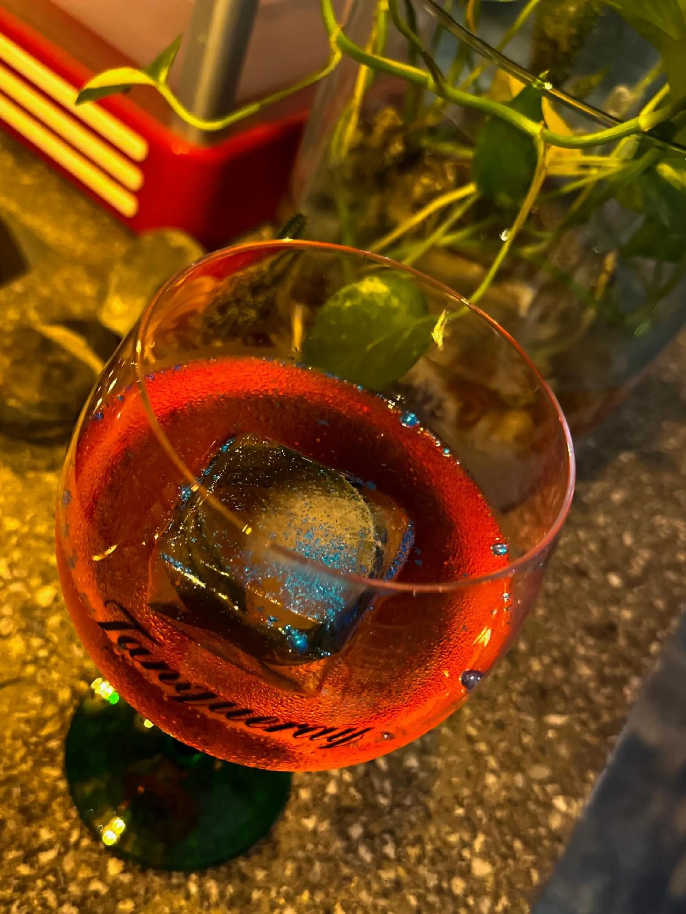 Restaurant/places to eat in Oasis Fresh Hotel